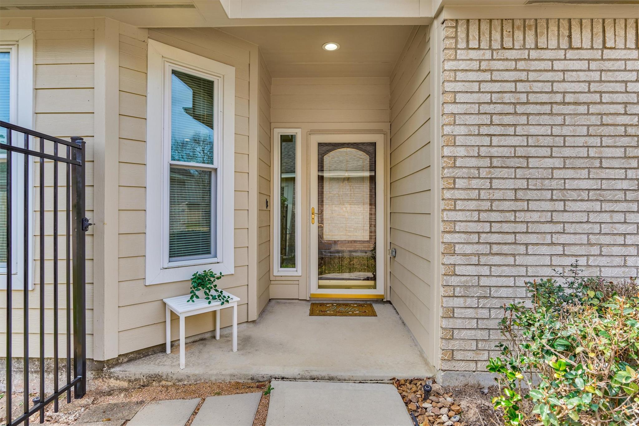 166 W Lilac Ridge Place