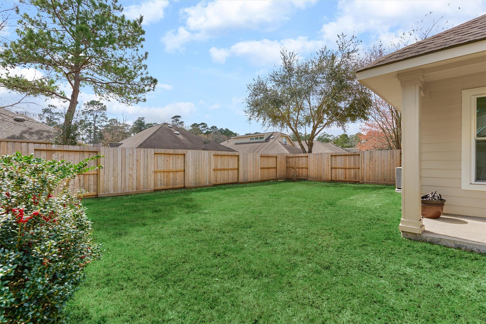 166 W Lilac Ridge Place