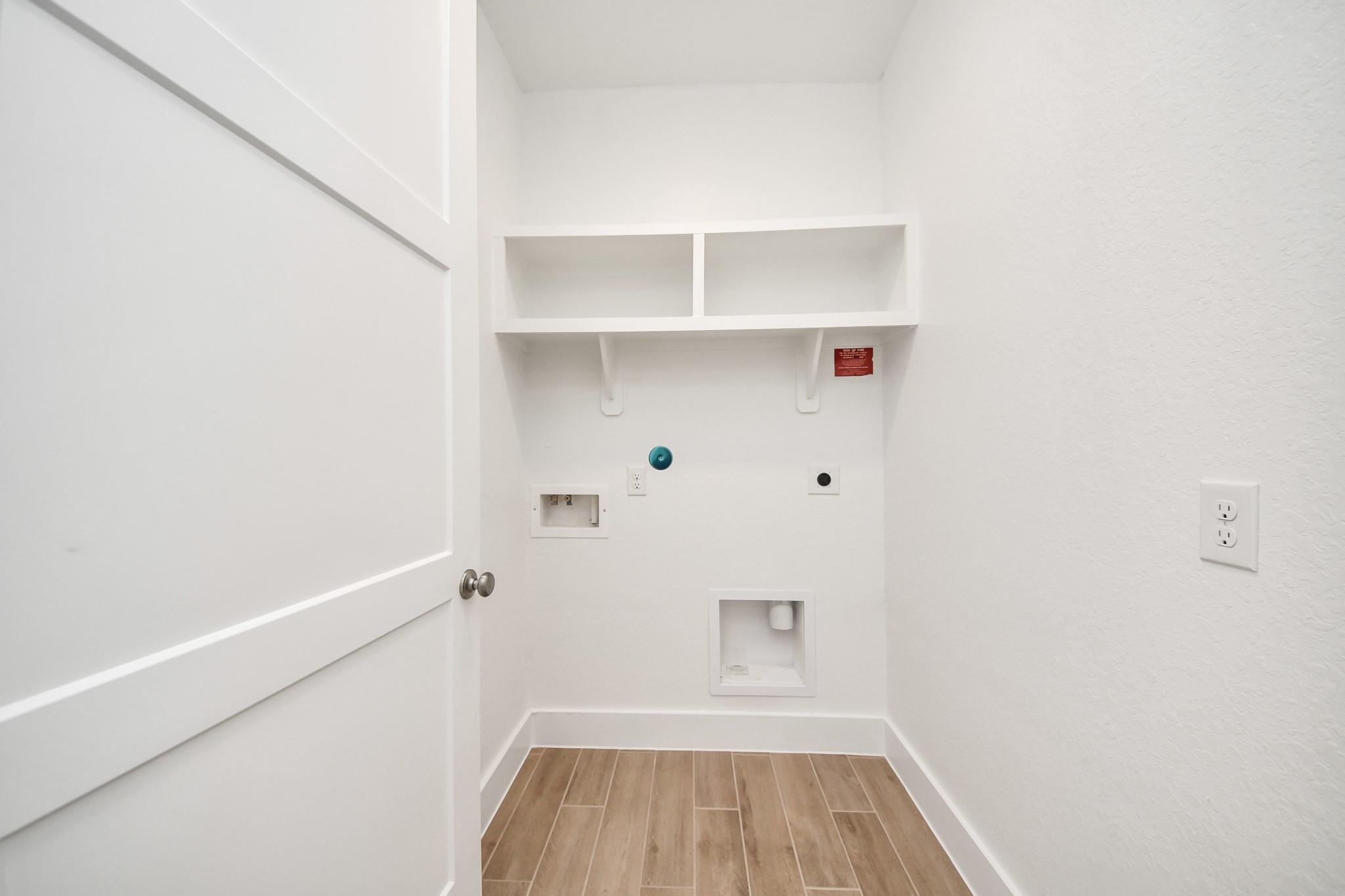 6511 Canary Knoll Court