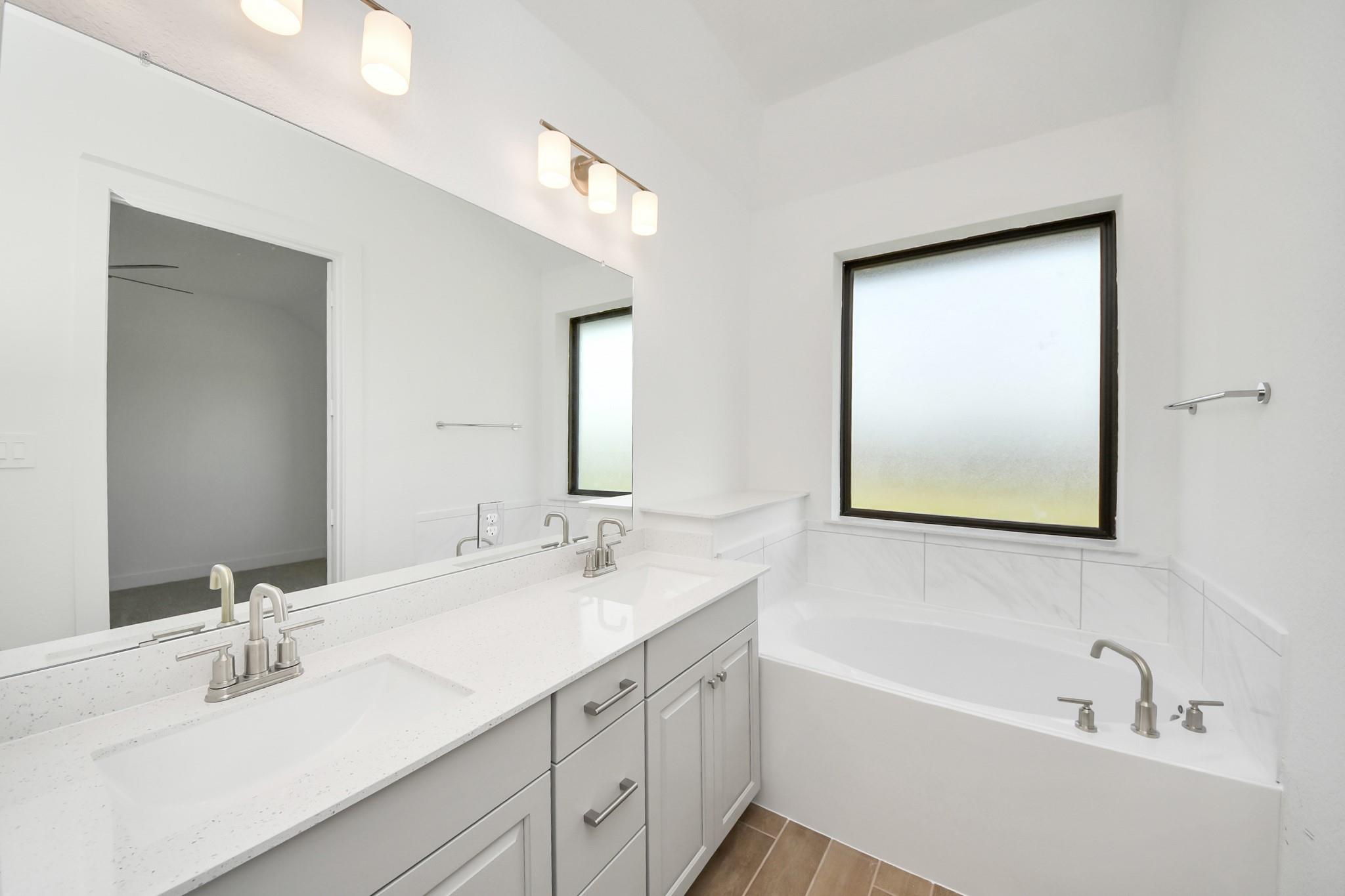 6511 Canary Knoll Court