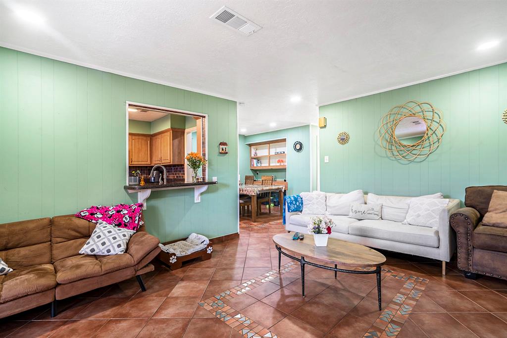 1809 Country Village Boulevard