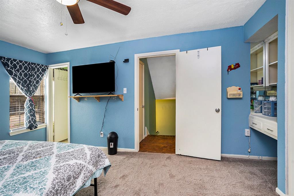 1809 Country Village Boulevard