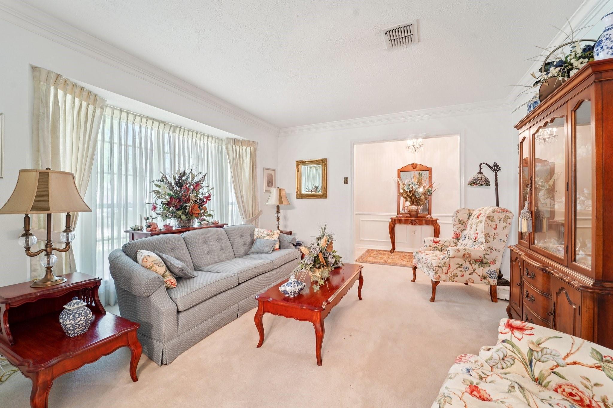 5923 Pinewood Springs Drive