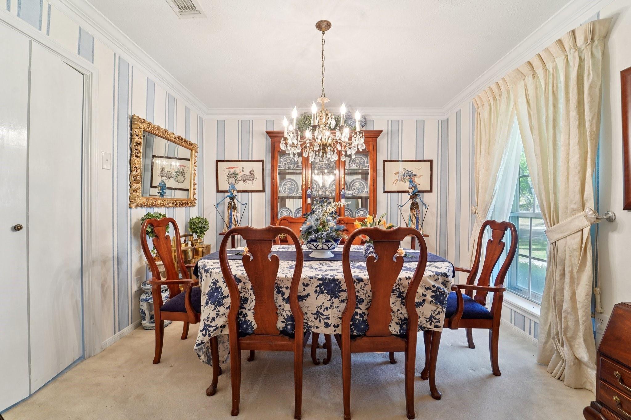 5923 Pinewood Springs Drive