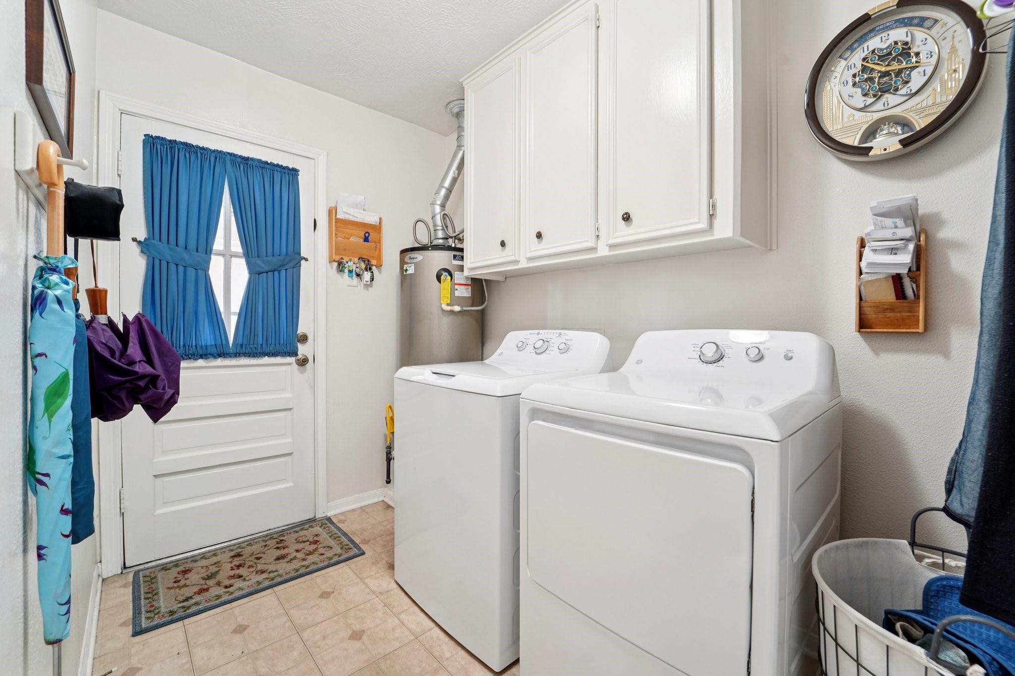 5923 Pinewood Springs Drive