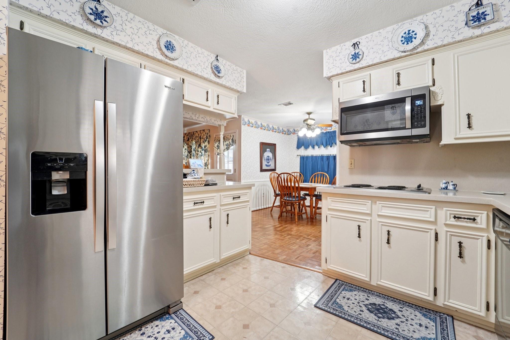 5923 Pinewood Springs Drive