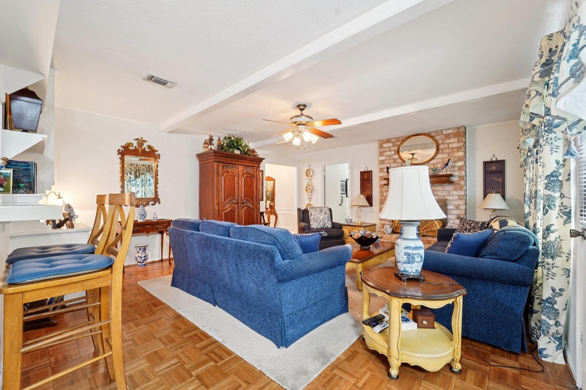 5923 Pinewood Springs Drive