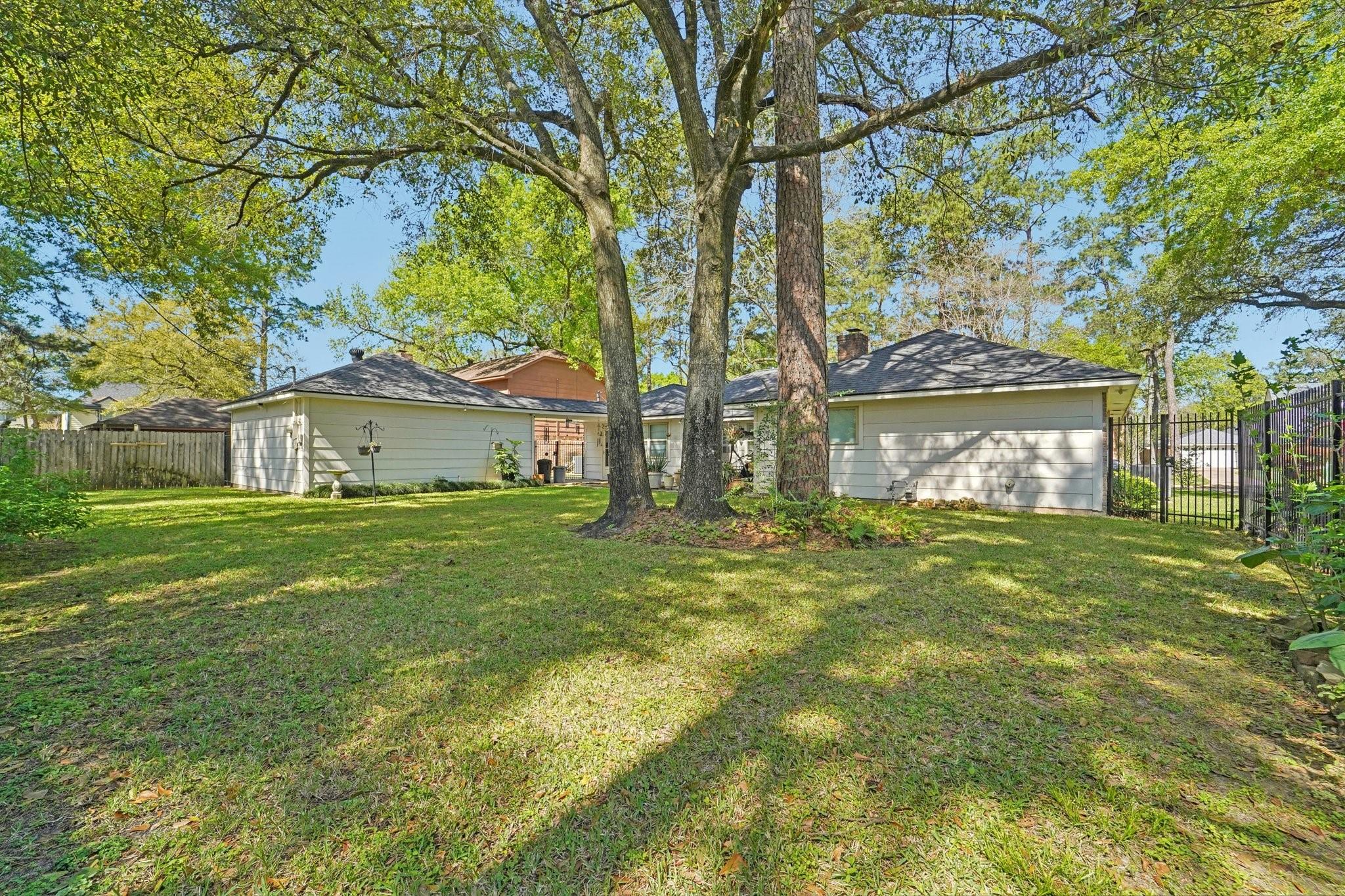 5923 Pinewood Springs Drive