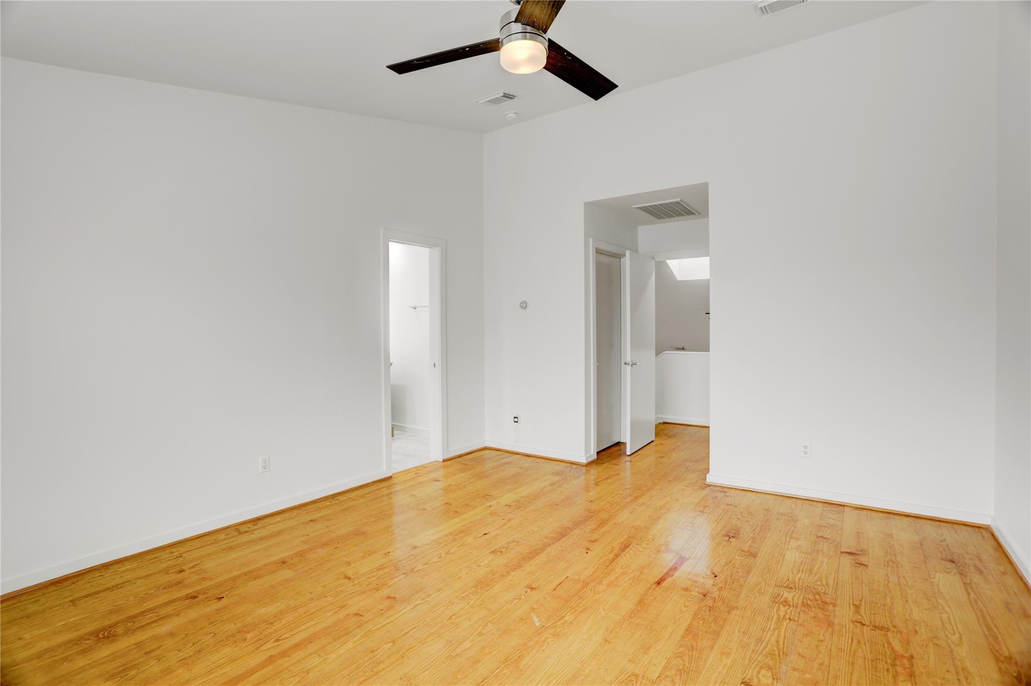 2720 Chenevert Street