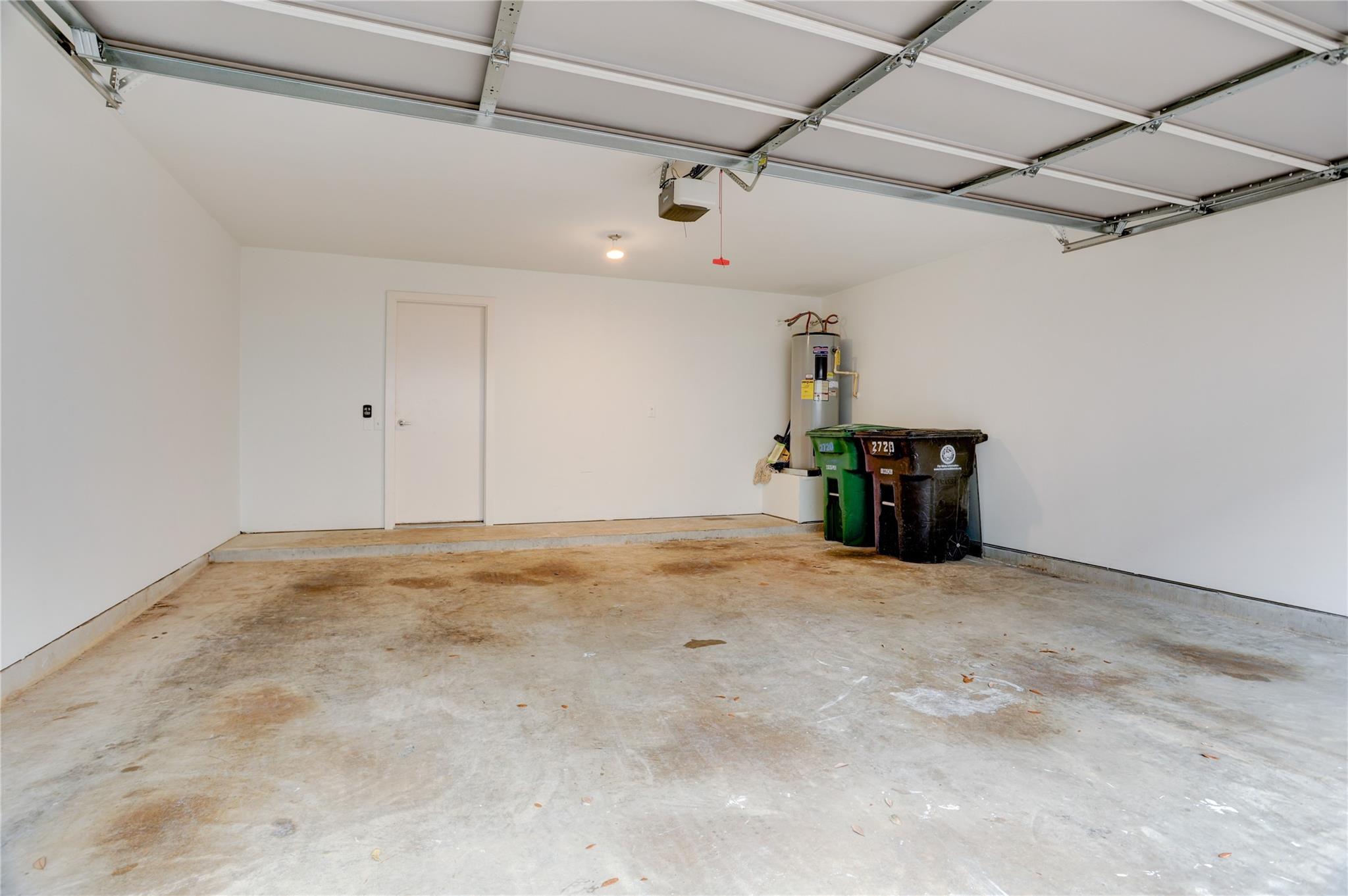 2720 Chenevert Street