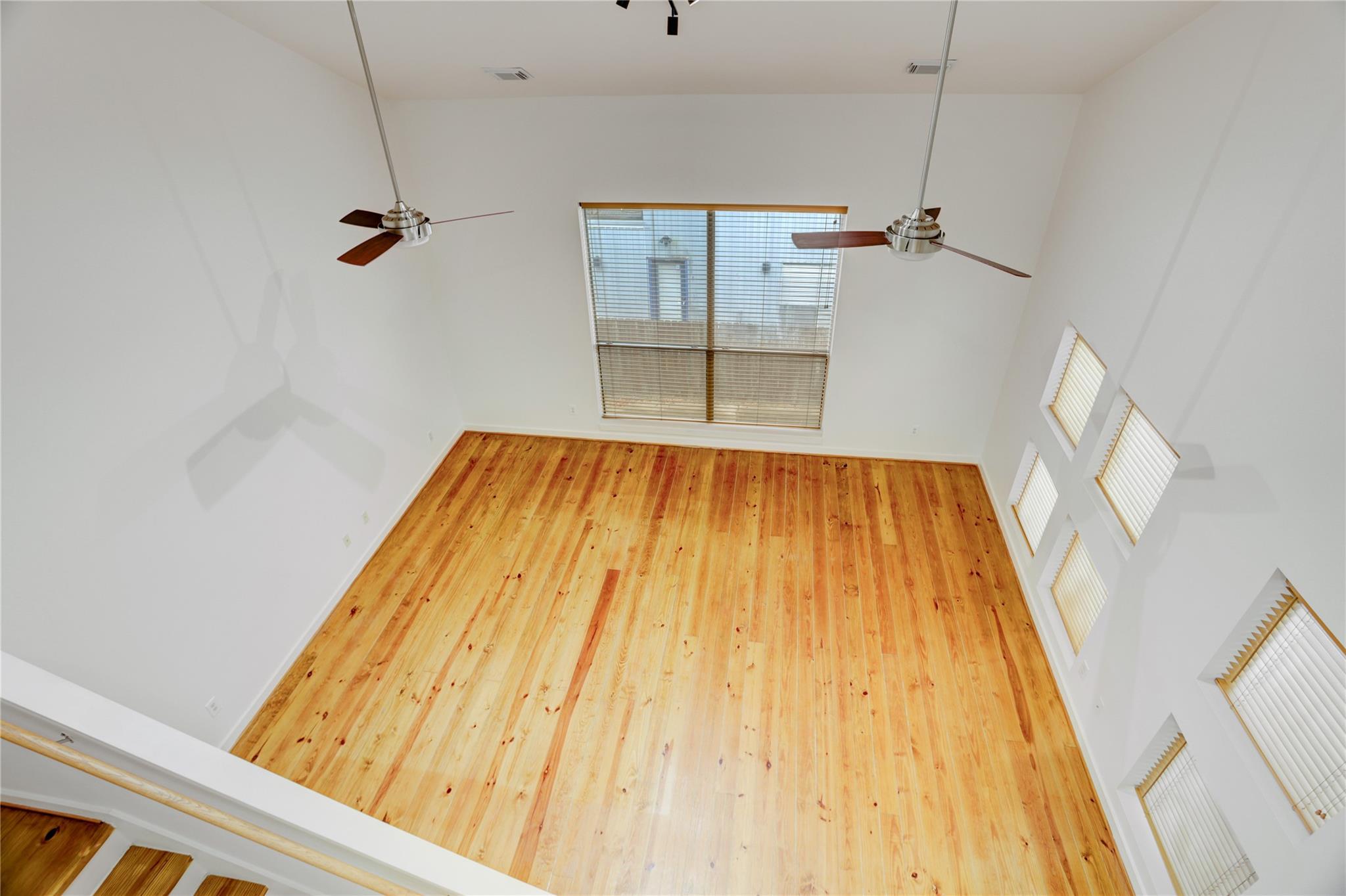 2720 Chenevert Street