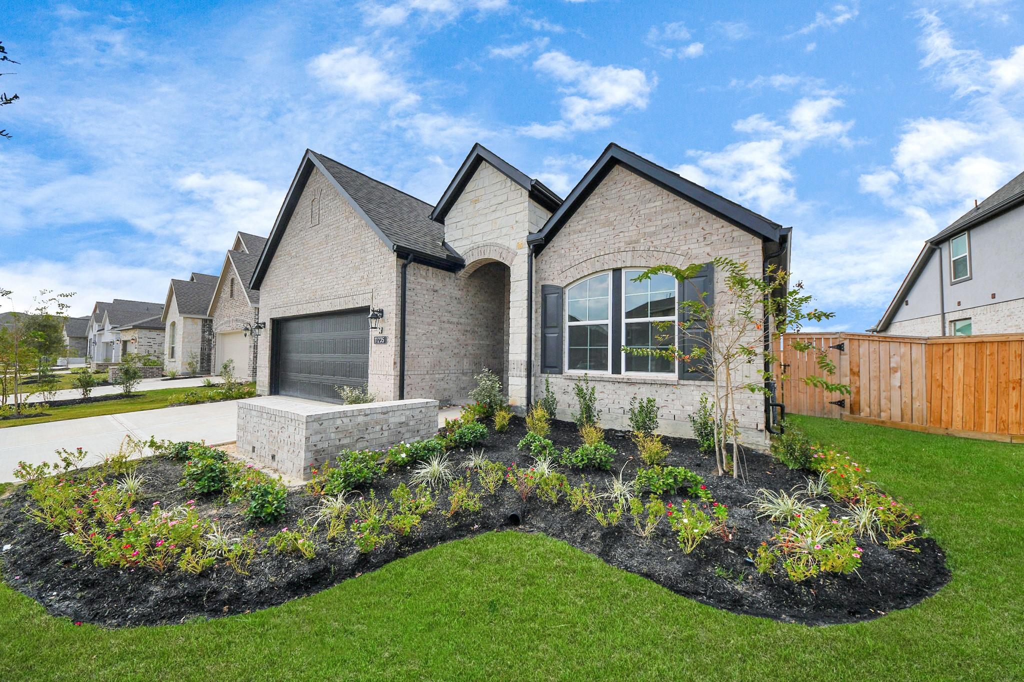 11235 Tropical Forest Way