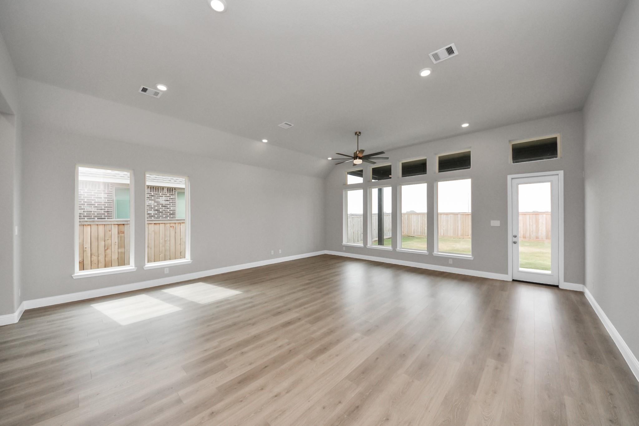 11235 Tropical Forest Way