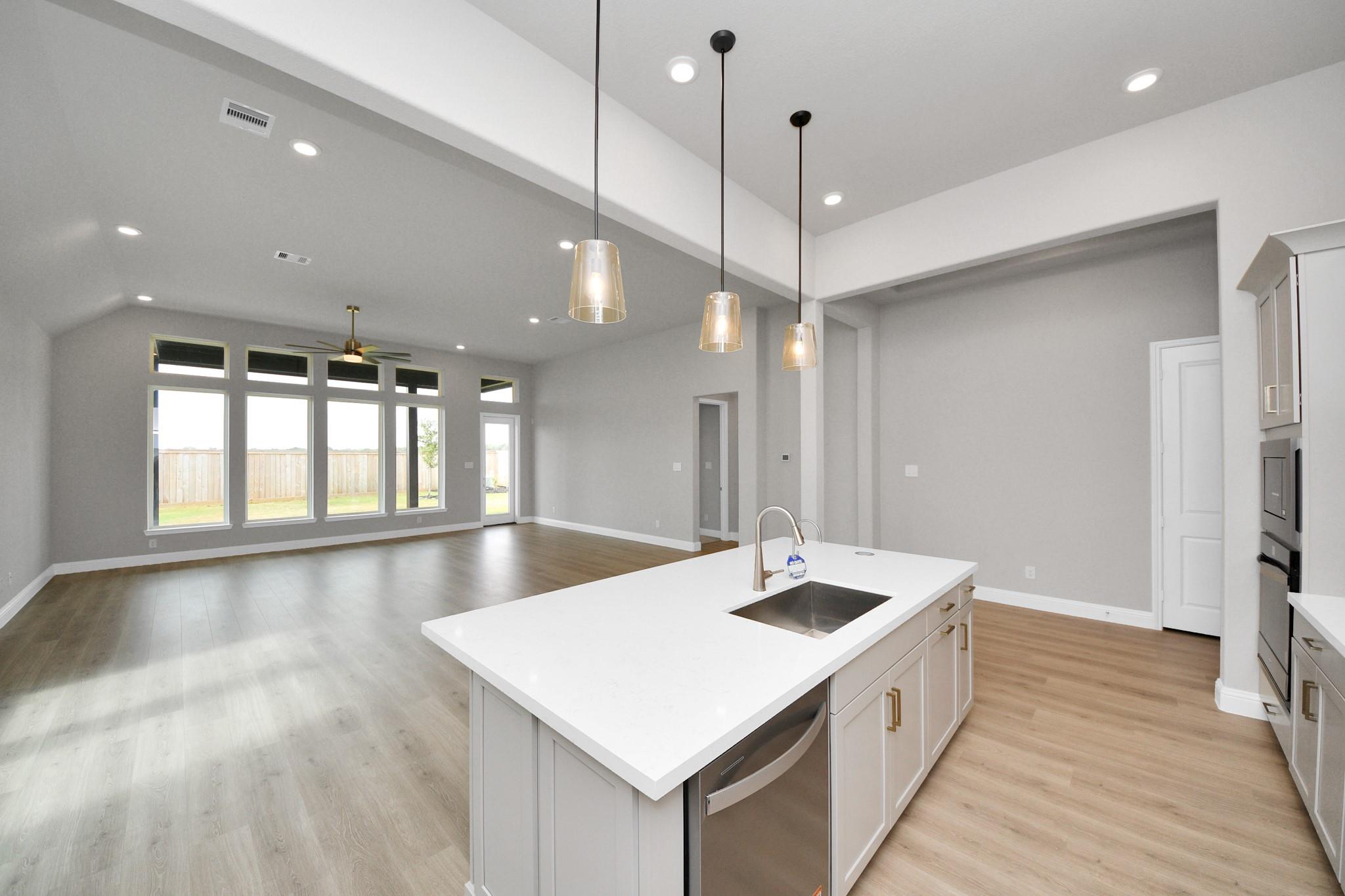 11235 Tropical Forest Way