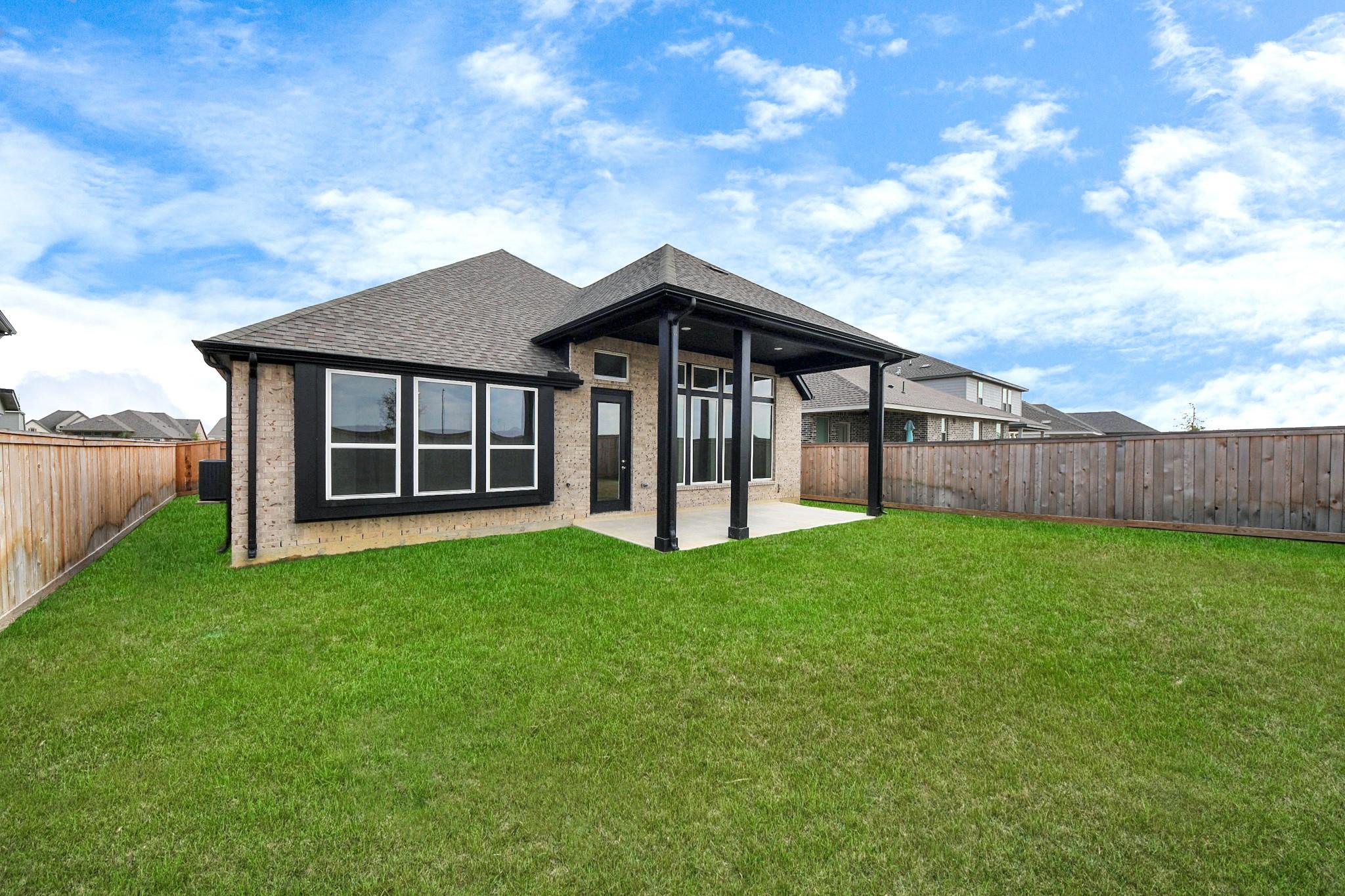 11235 Tropical Forest Way