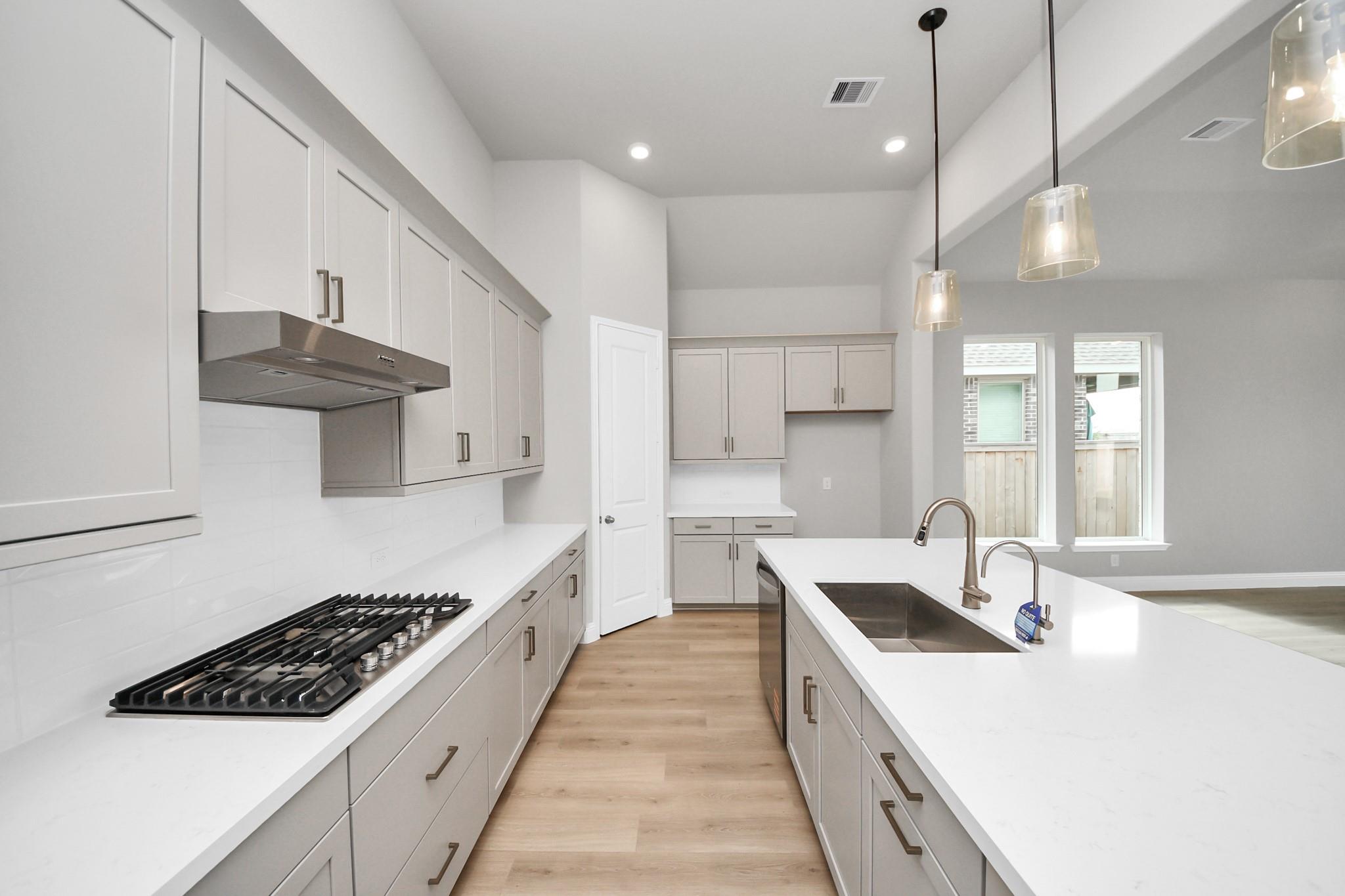 11235 Tropical Forest Way