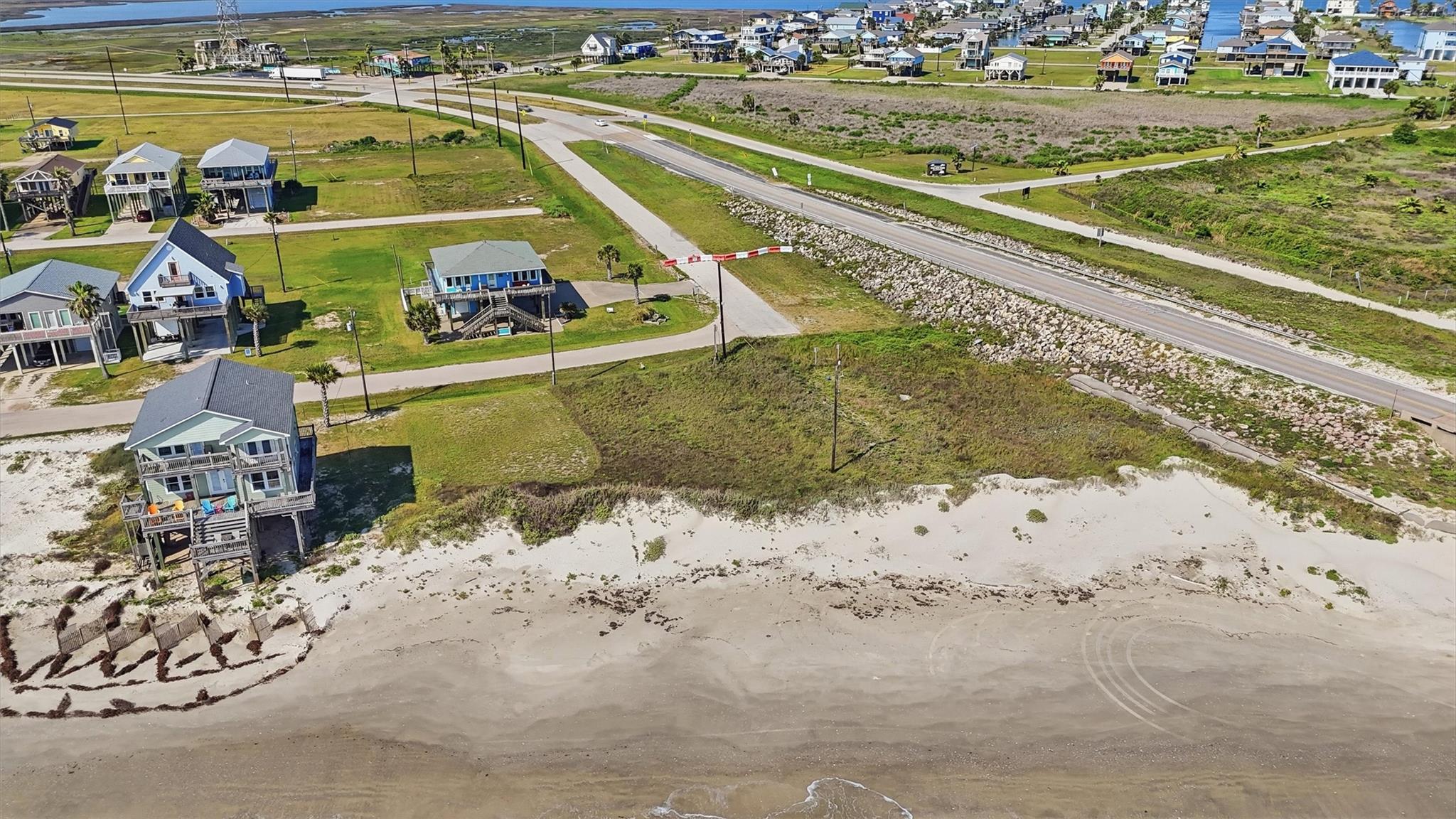 13238 Gulf Beach Dr