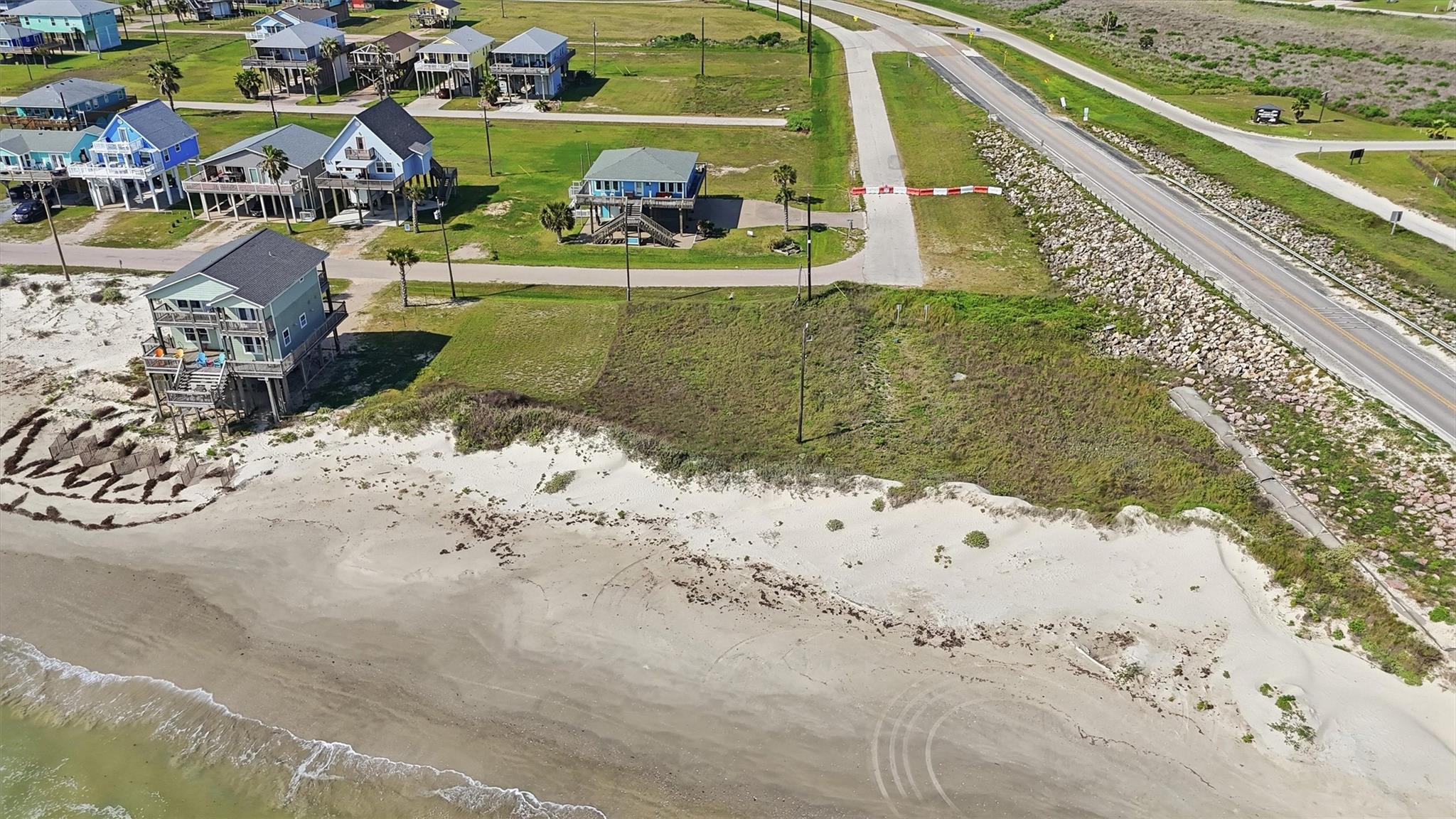 13238 Gulf Beach Dr