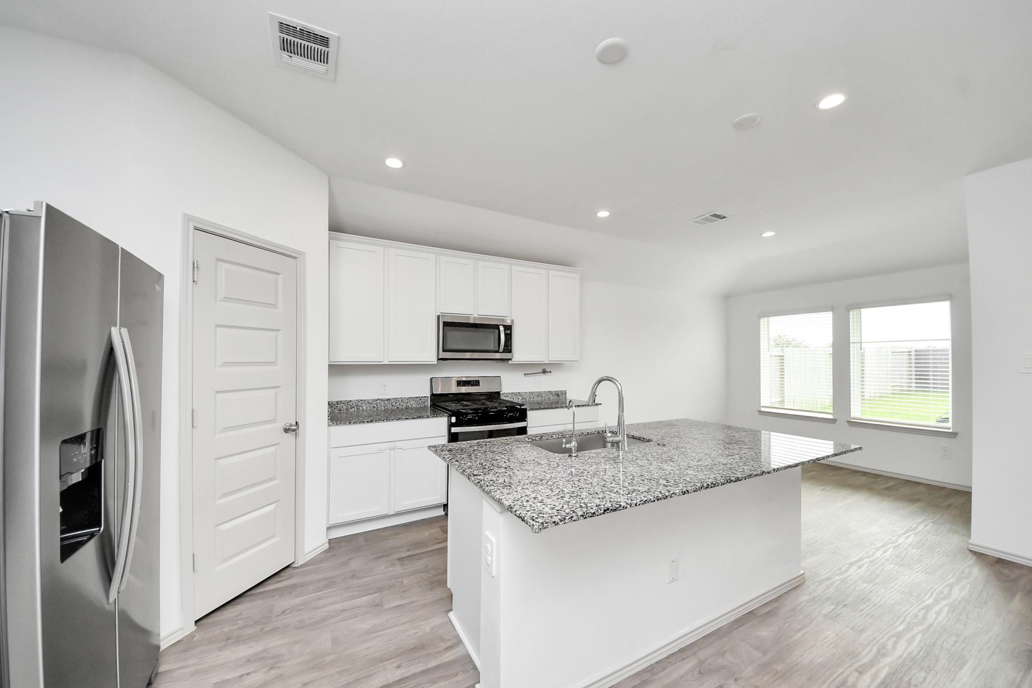 3521 Rockefeller Road