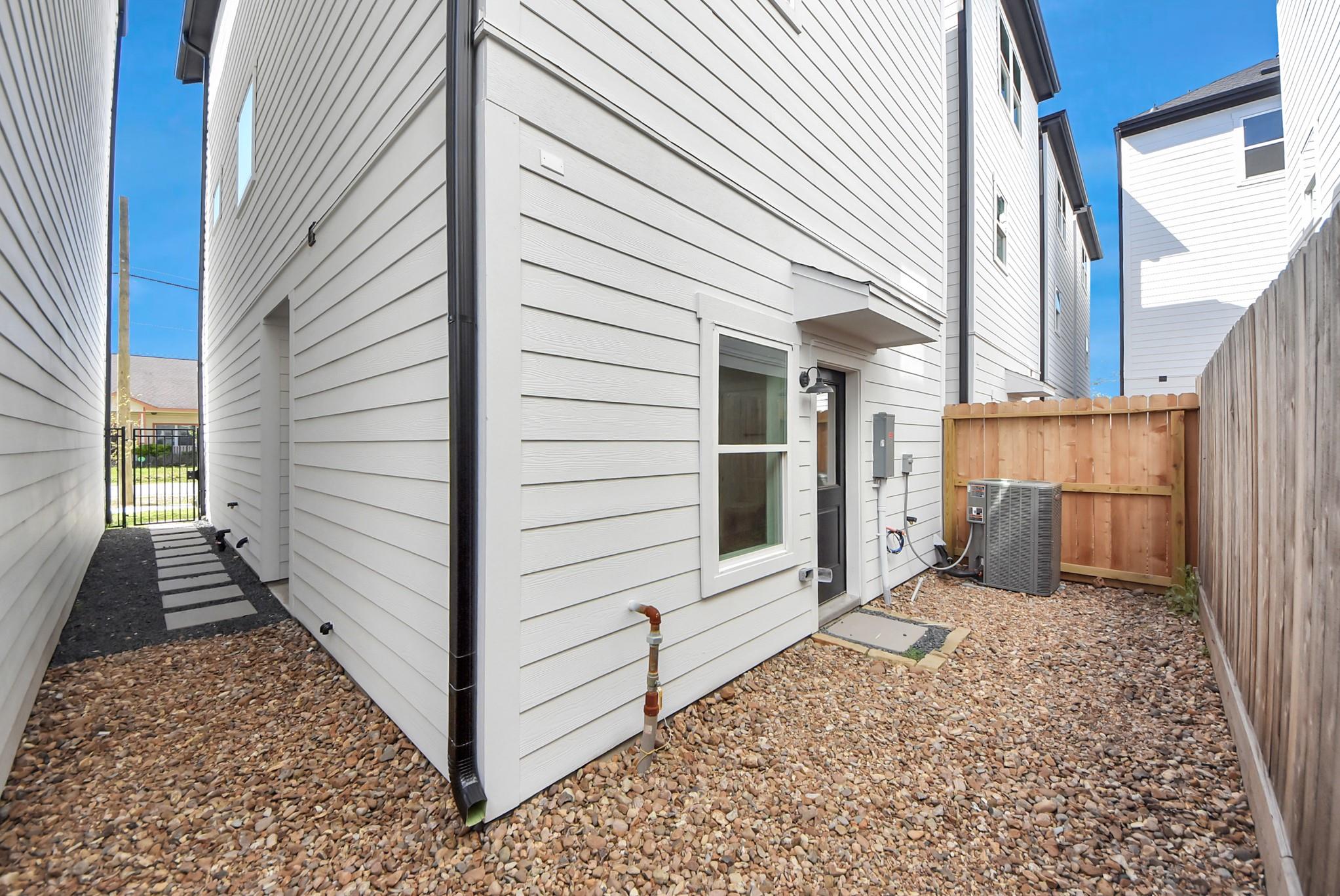 4818 Cochran Street