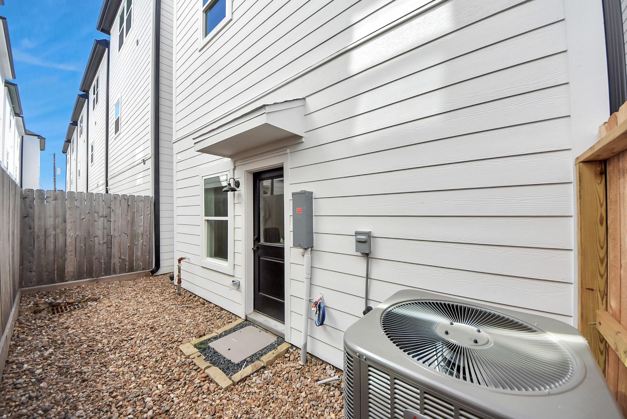 4818 Cochran Street