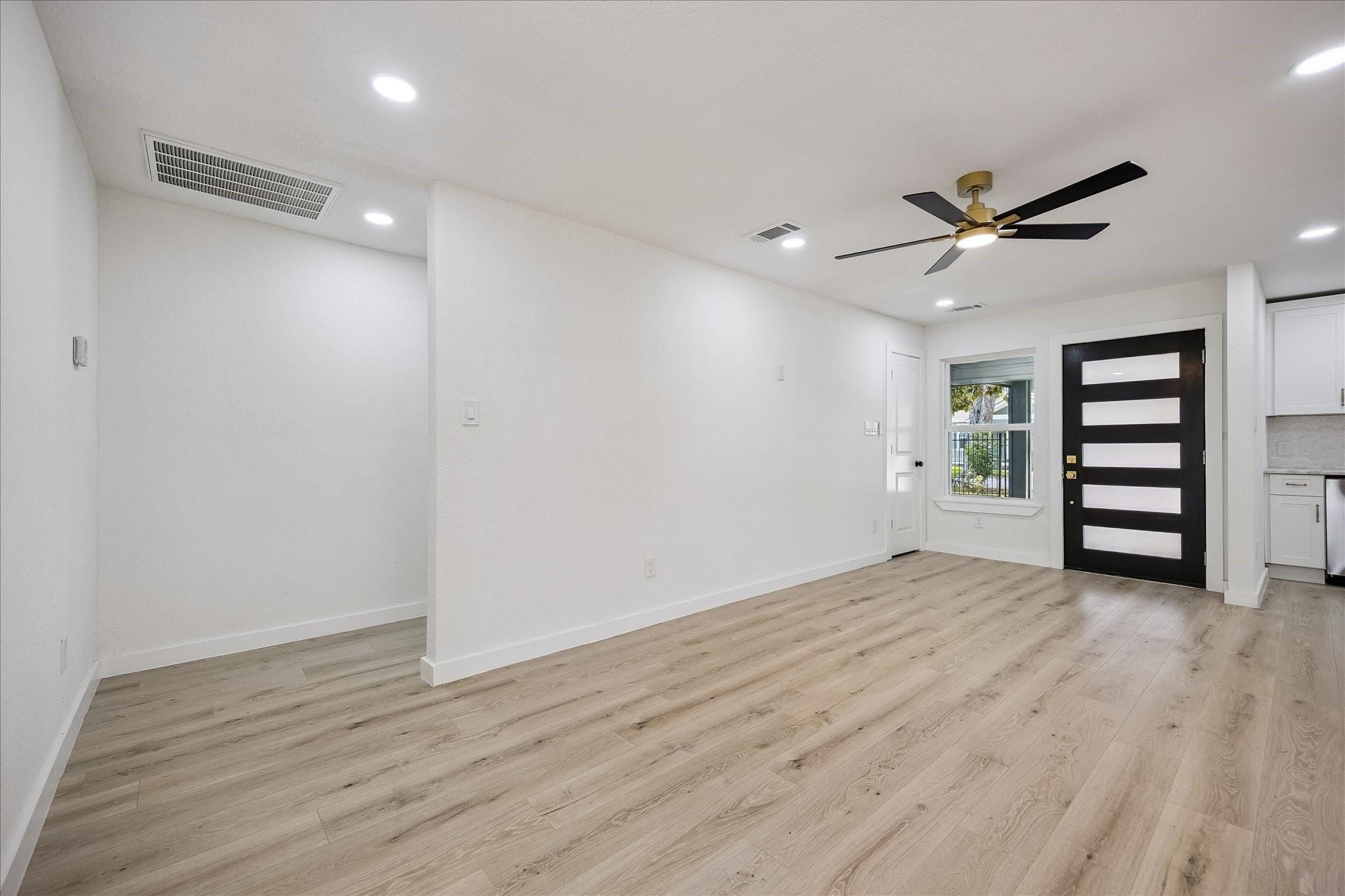 1630 1/2 Tabor Street