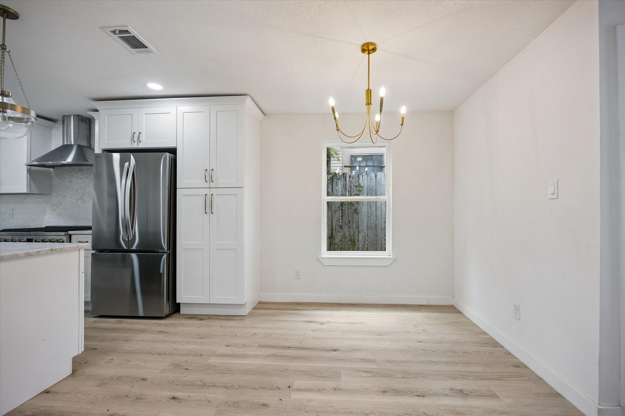 1630 1/2 Tabor Street