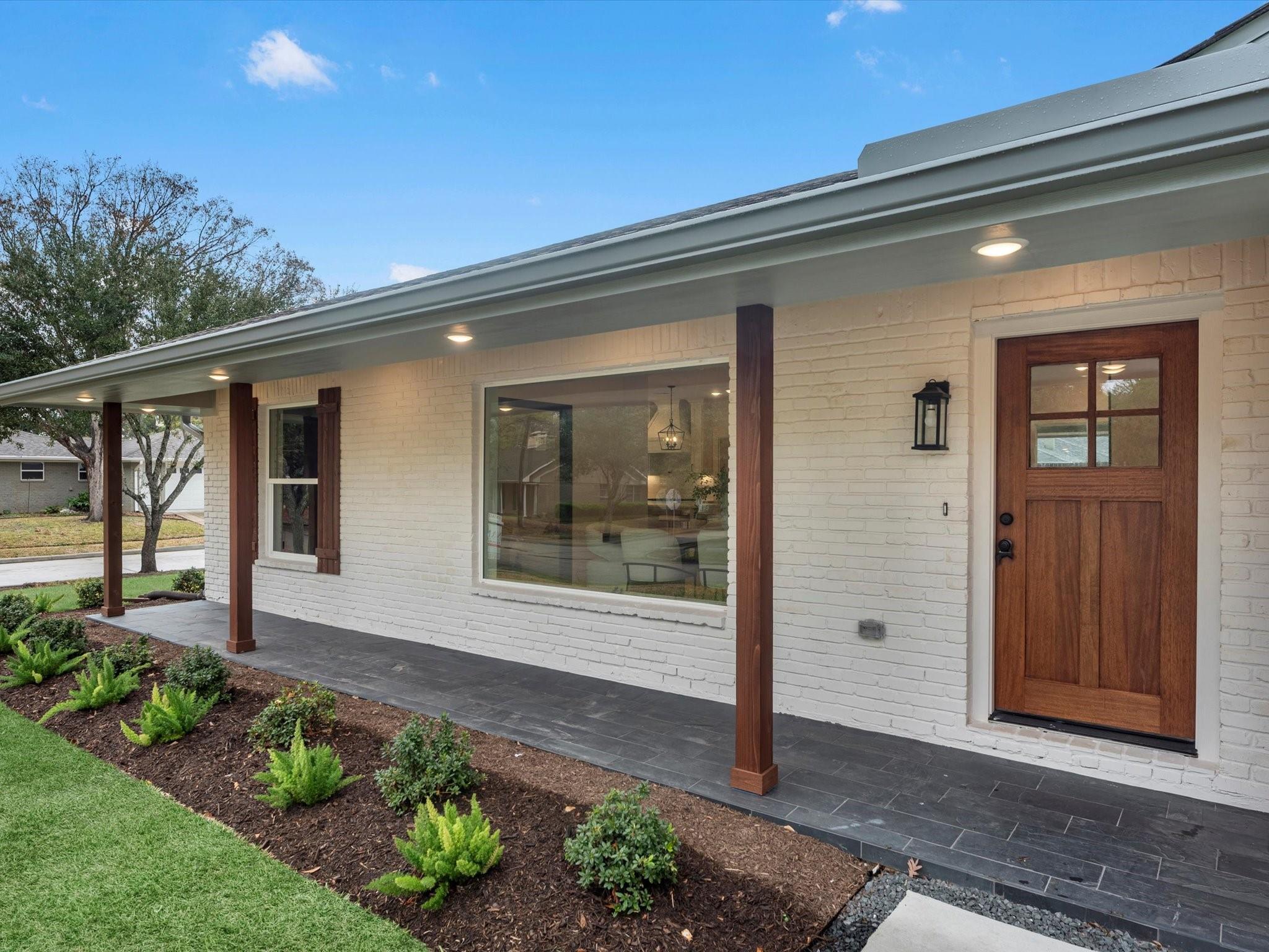 5042 Briarbend Drive