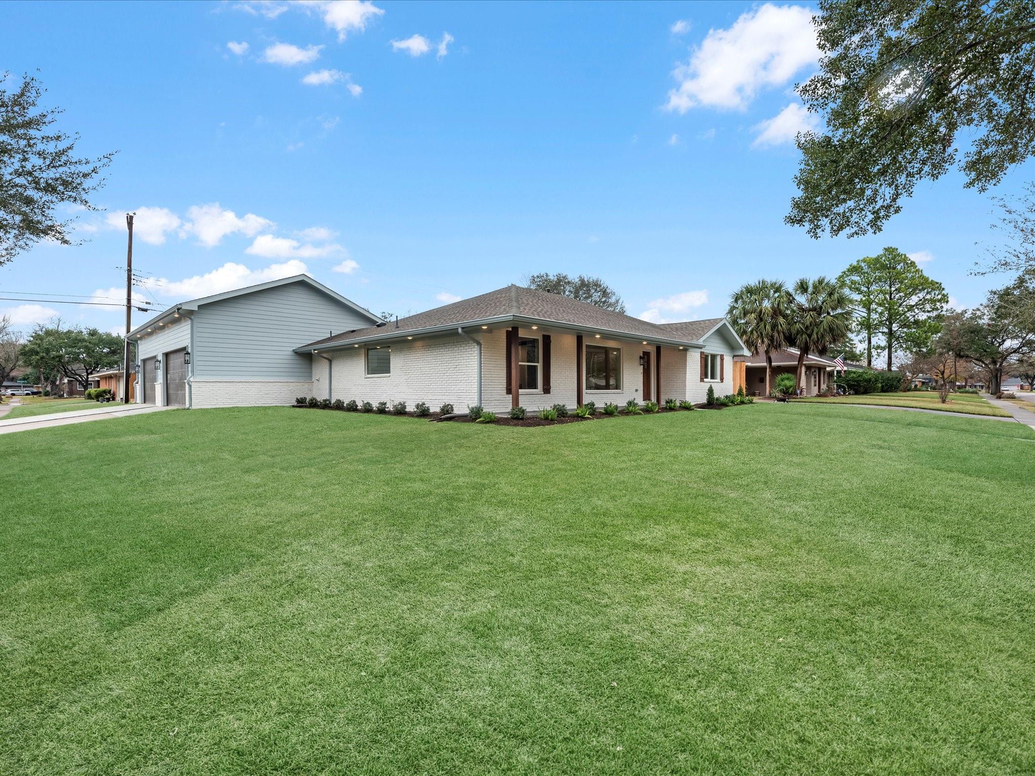 5042 Briarbend Drive