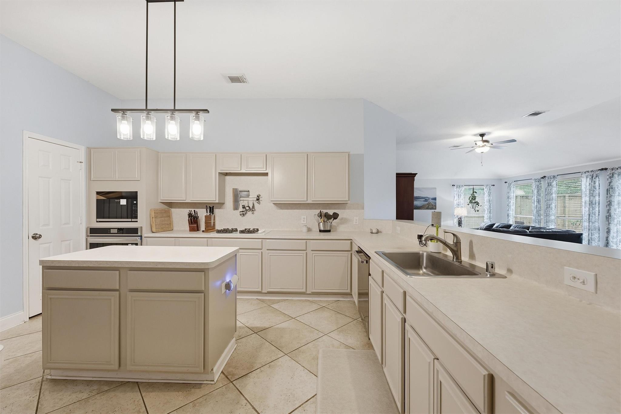 1433 Cottage Cove Court