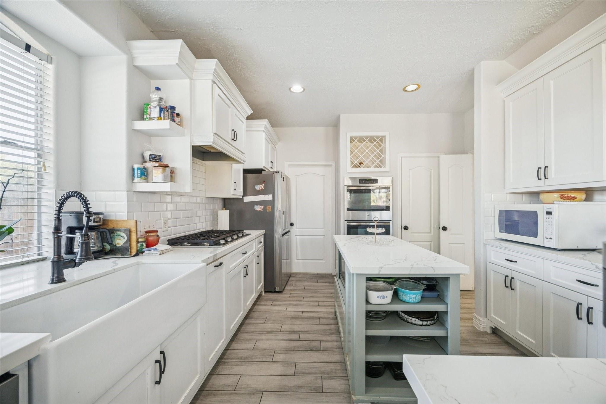 3802 Mission Valley Drive