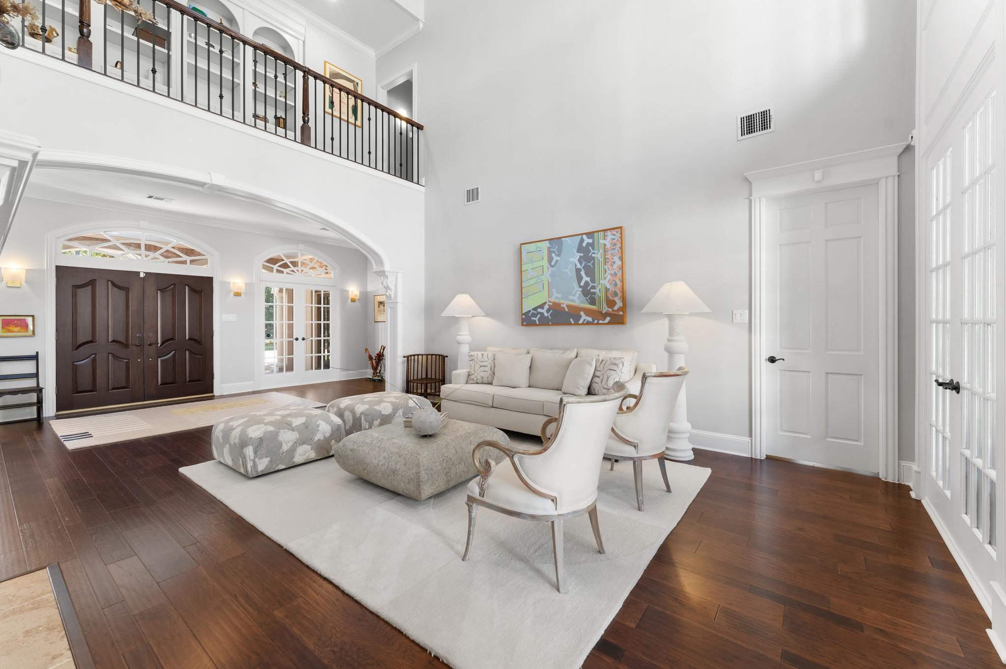 10401 Treeridge Place