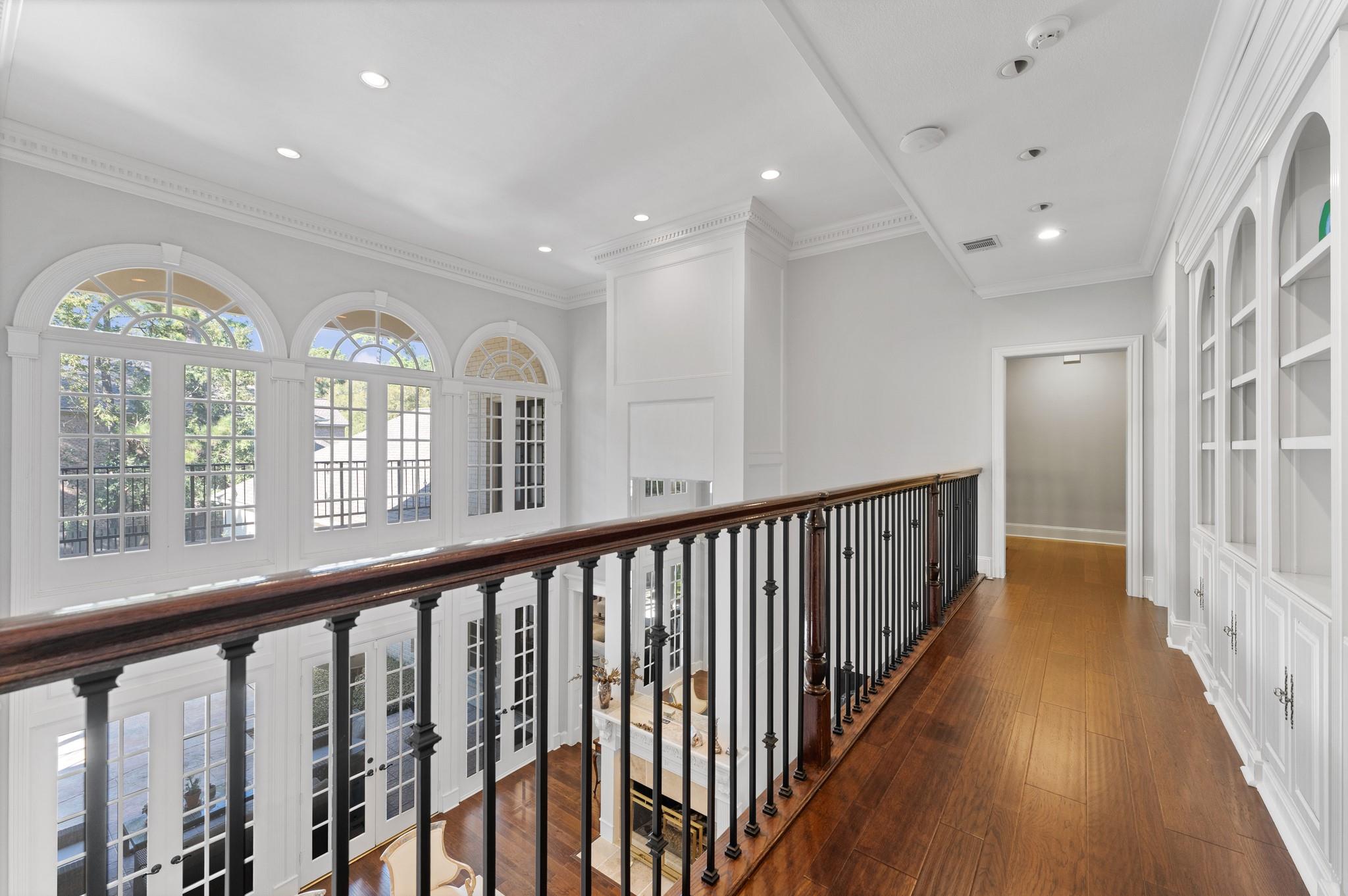 10401 Treeridge Place