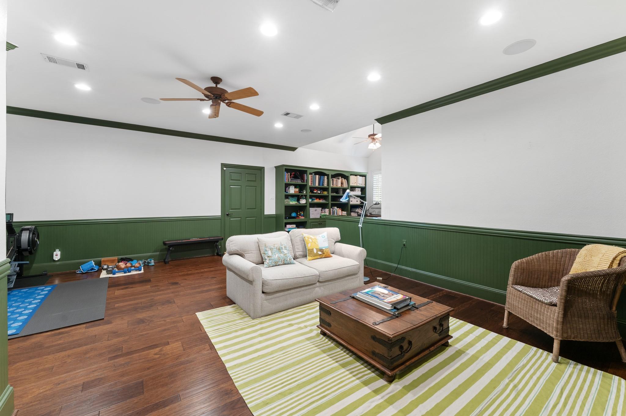 10401 Treeridge Place