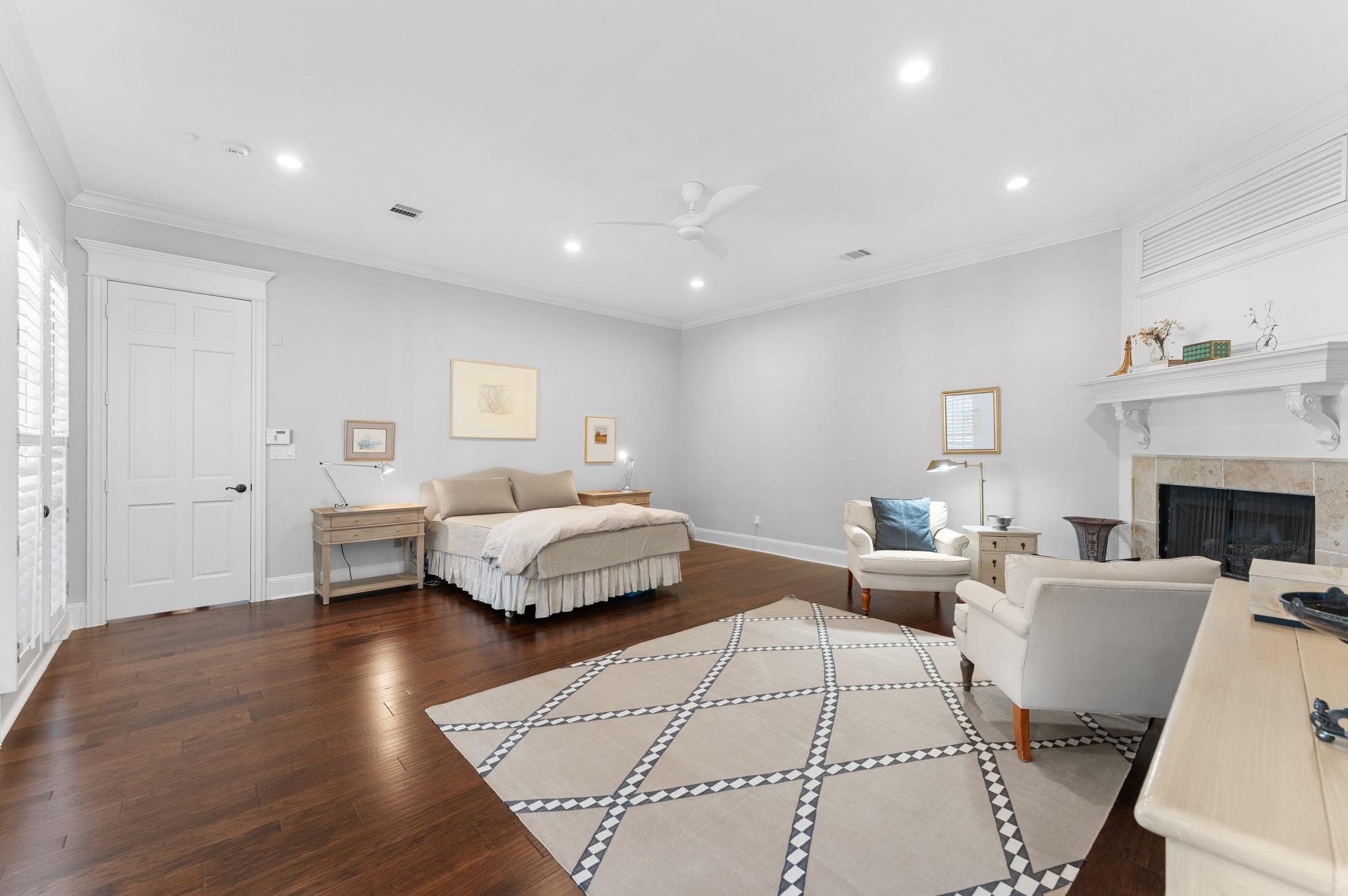 10401 Treeridge Place