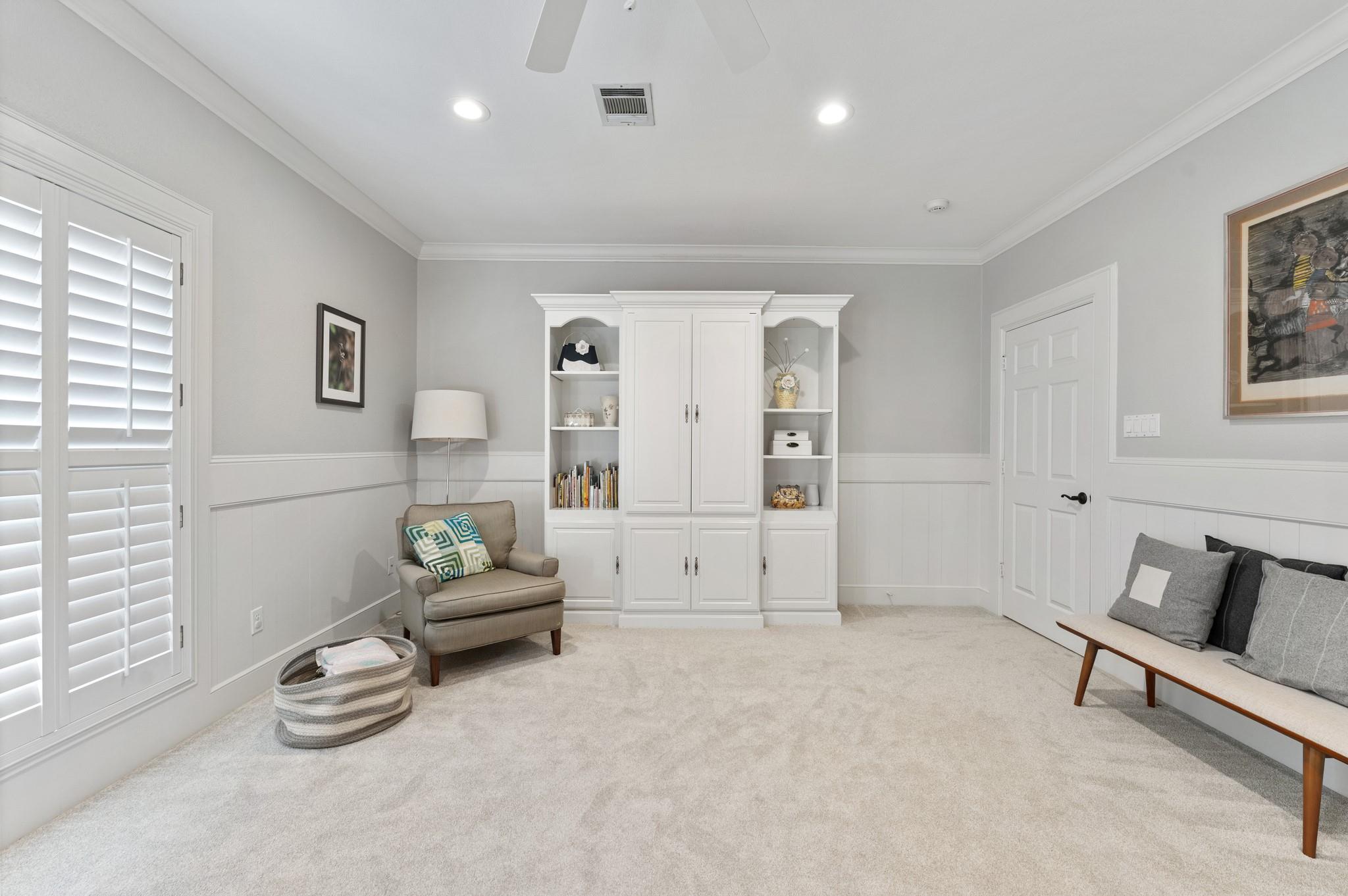 10401 Treeridge Place