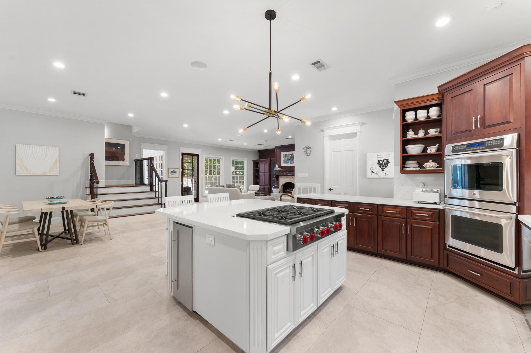 10401 Treeridge Place