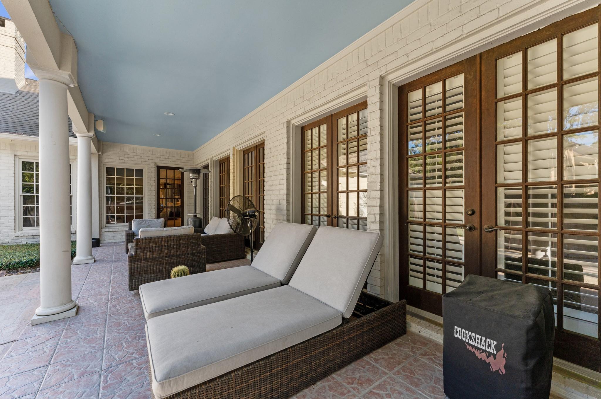 10401 Treeridge Place