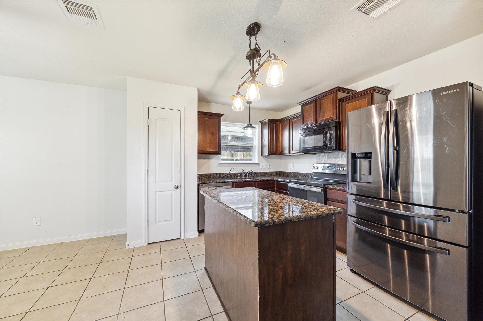 5002 Manor Stone Lane