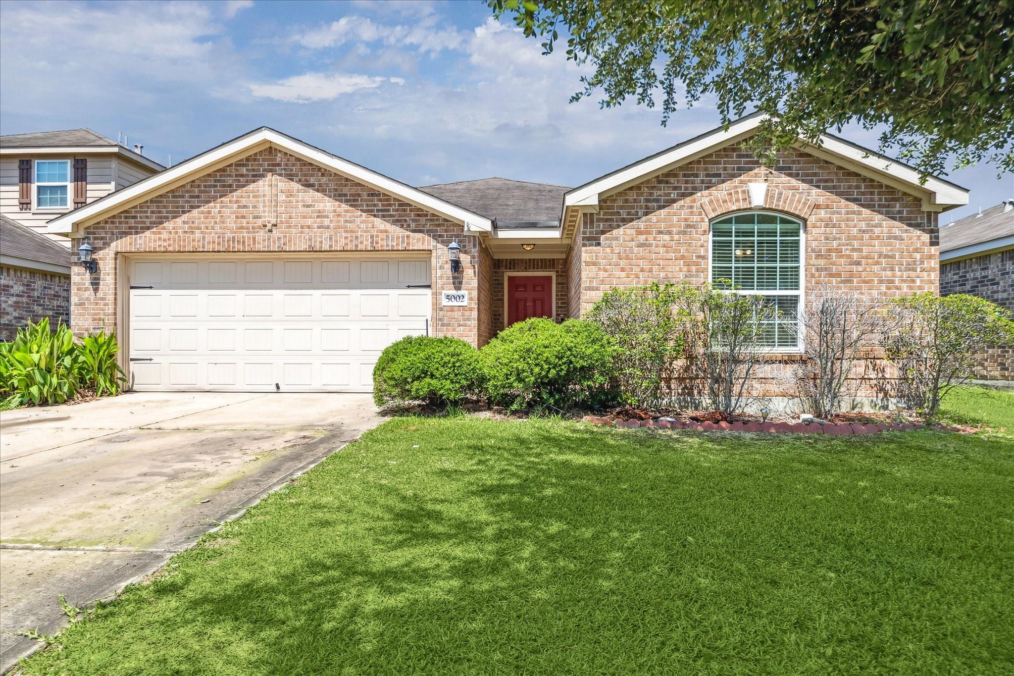 5002 Manor Stone Lane