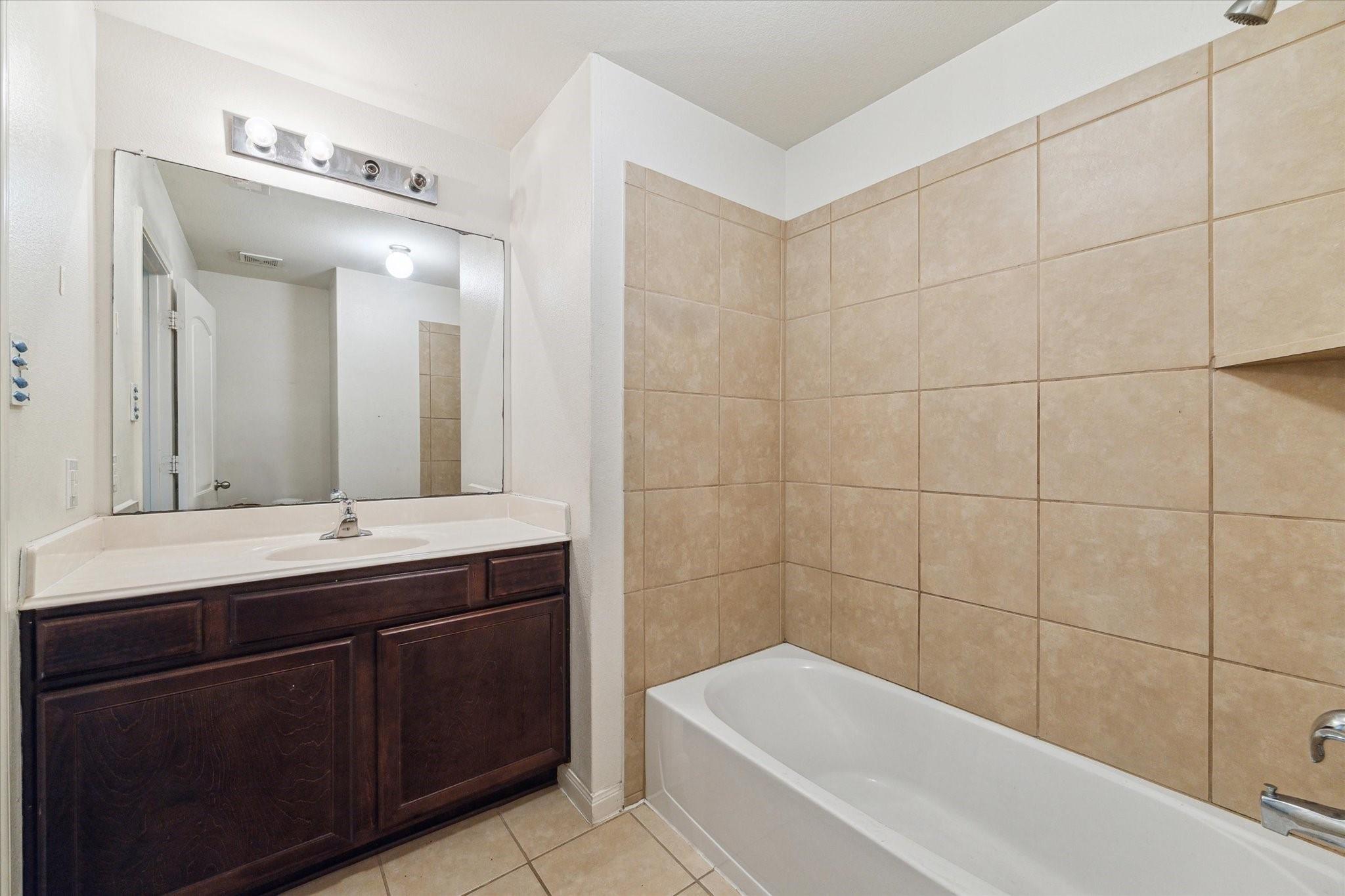 5002 Manor Stone Lane