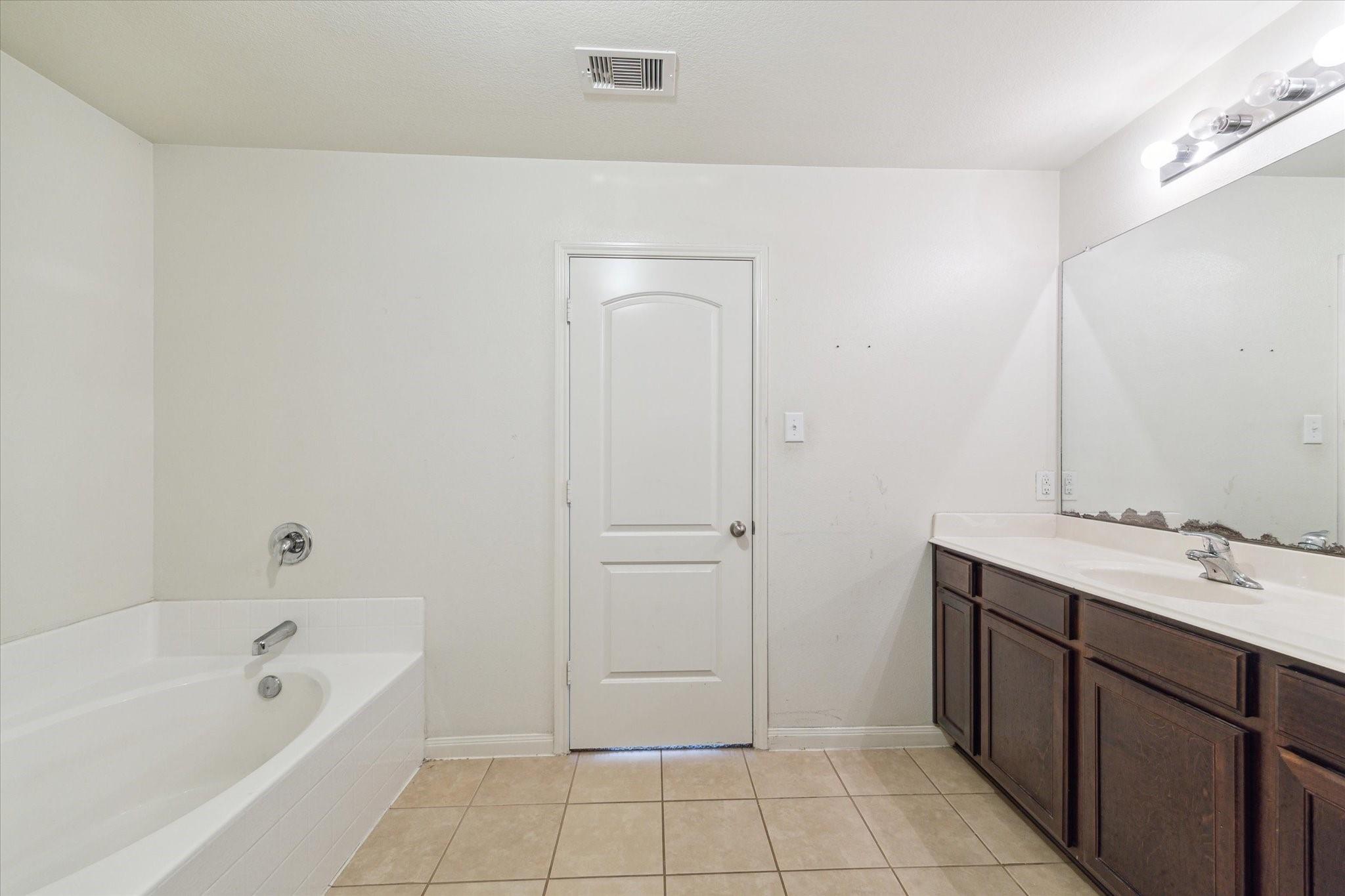 5002 Manor Stone Lane