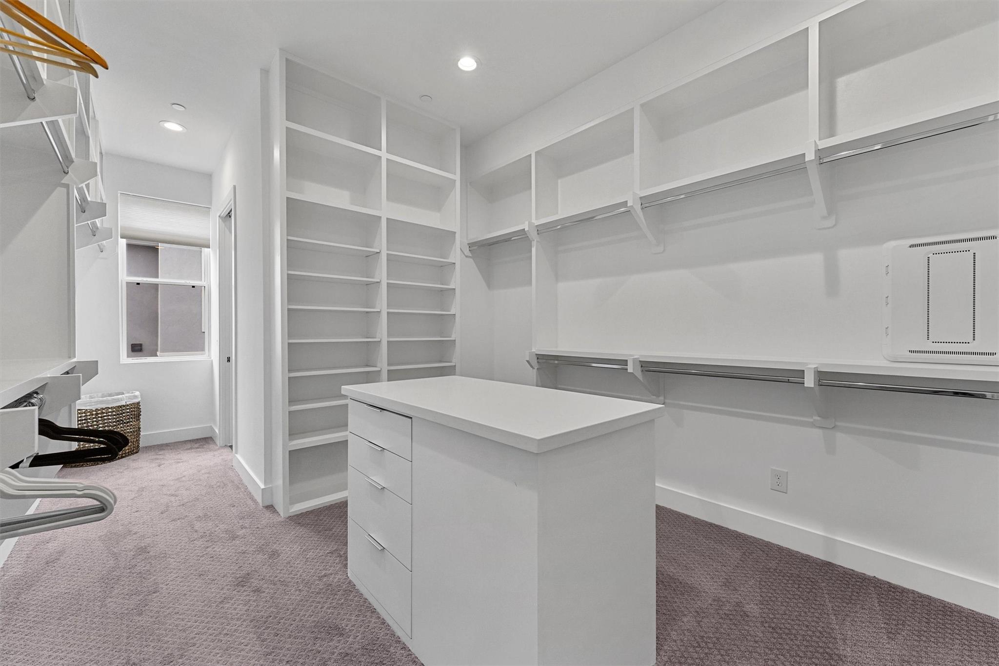 5854 E Post Oak Lane