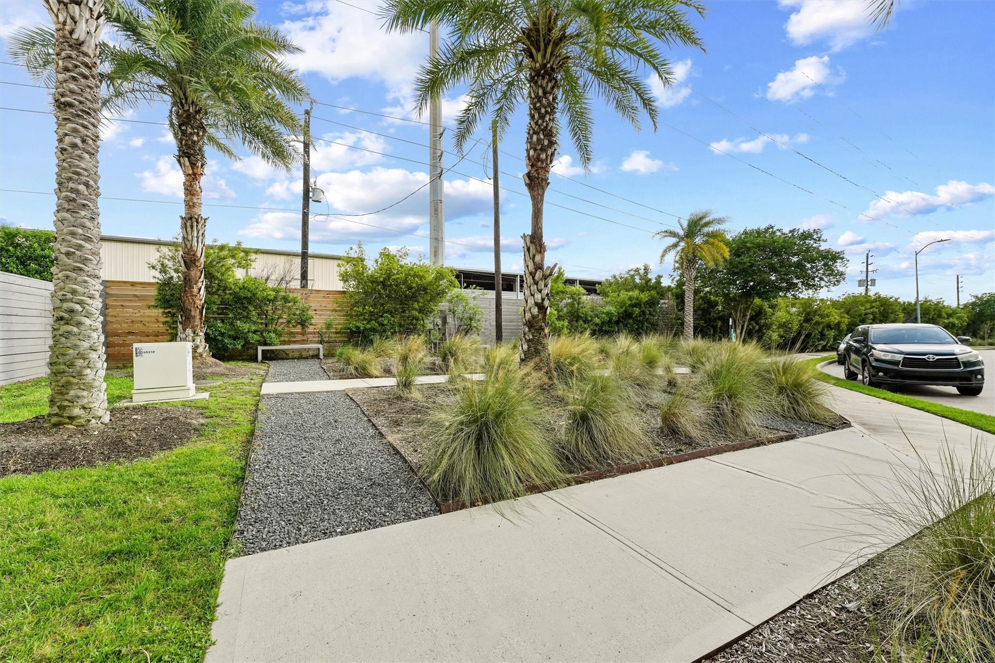 5854 E Post Oak Lane