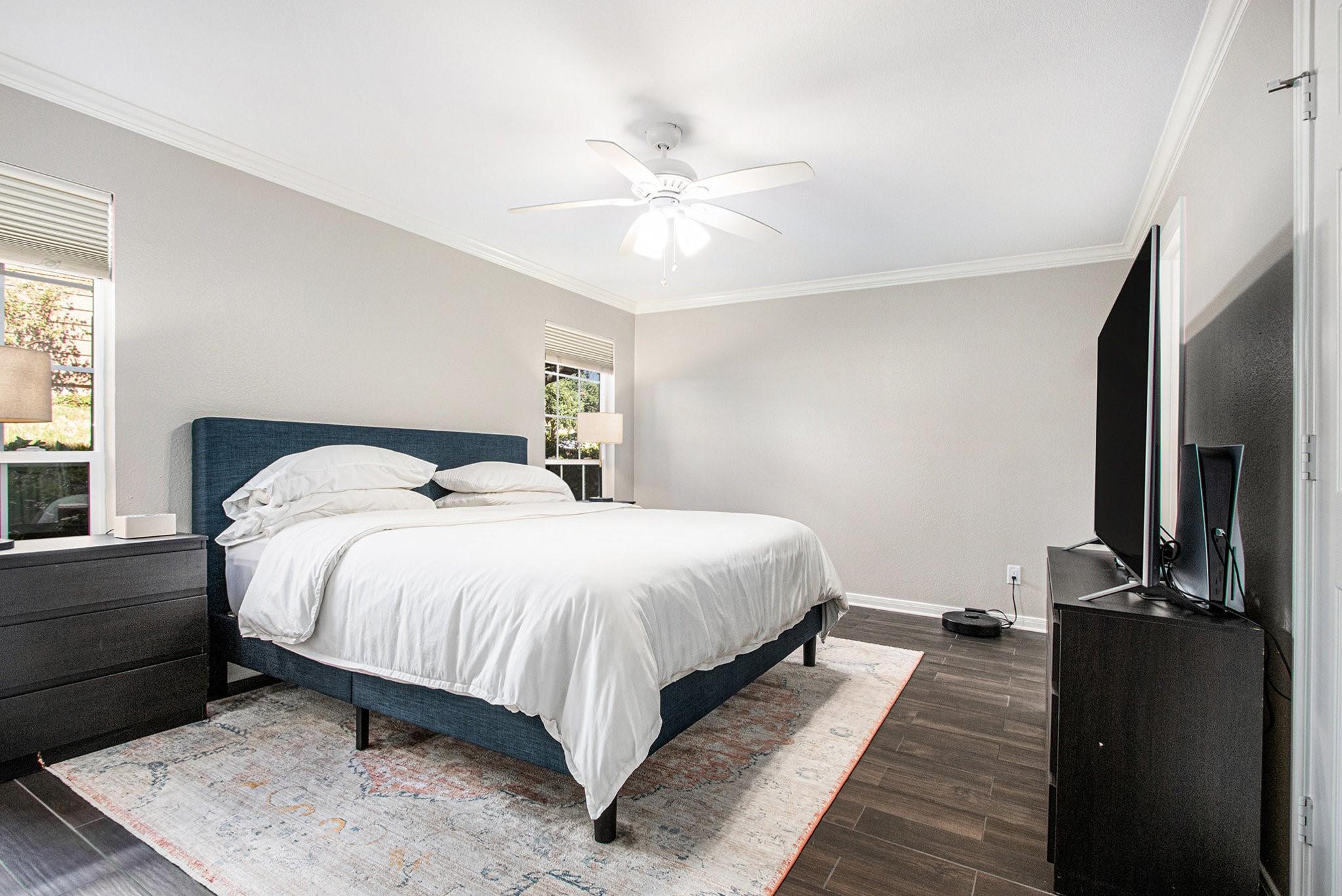 1880 White Oak Drive # 111