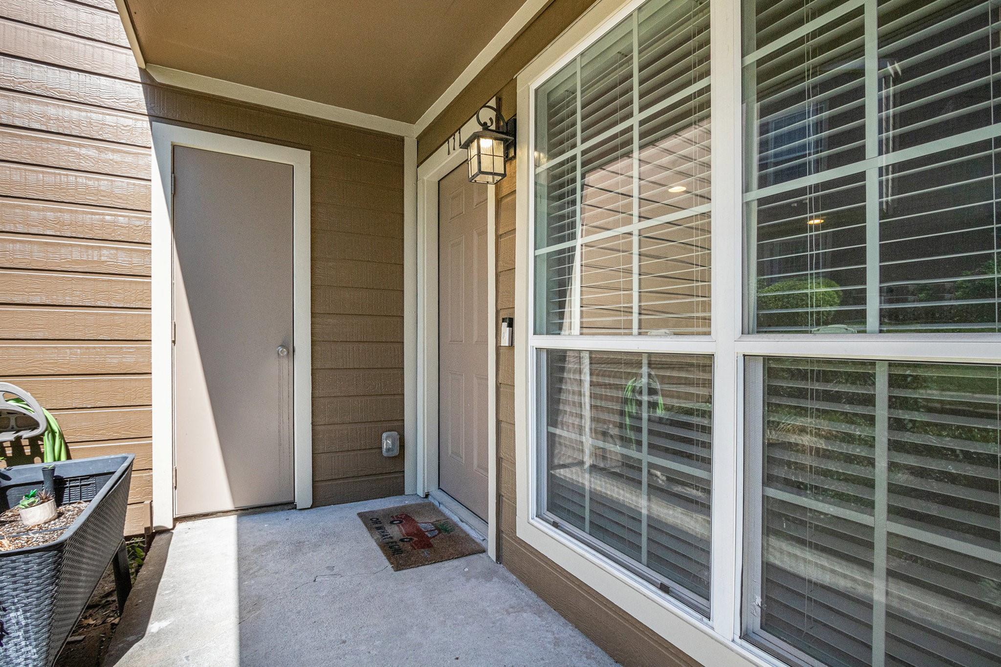 1880 White Oak Drive # 111