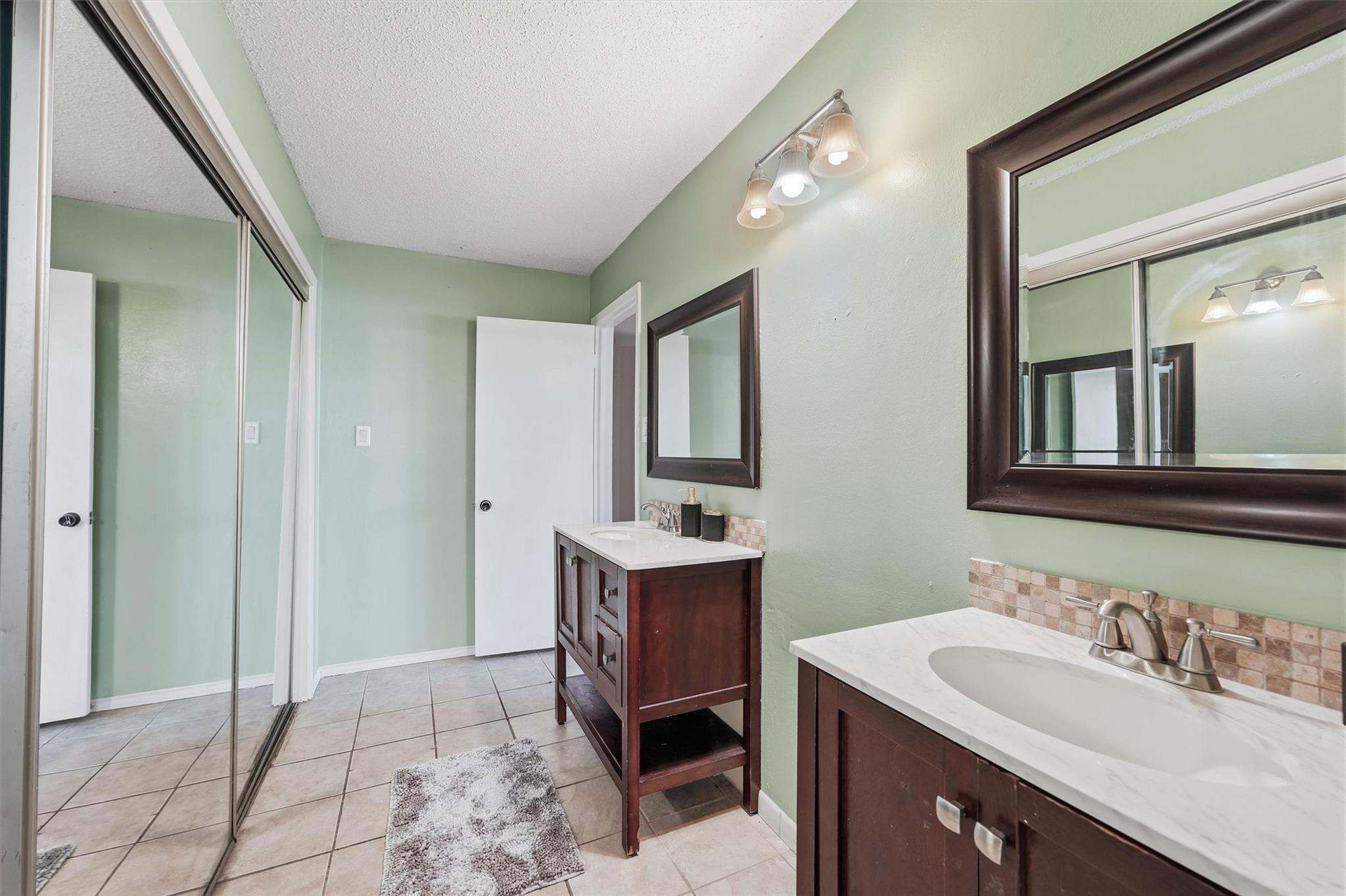 2277 S Kirkwood Road # 502