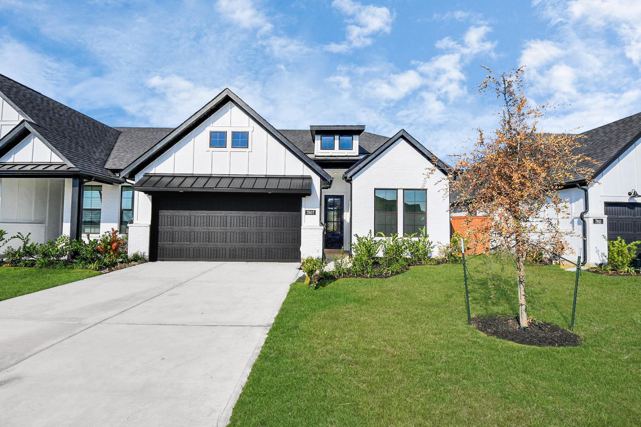 7727 Cattail Shallows Lane