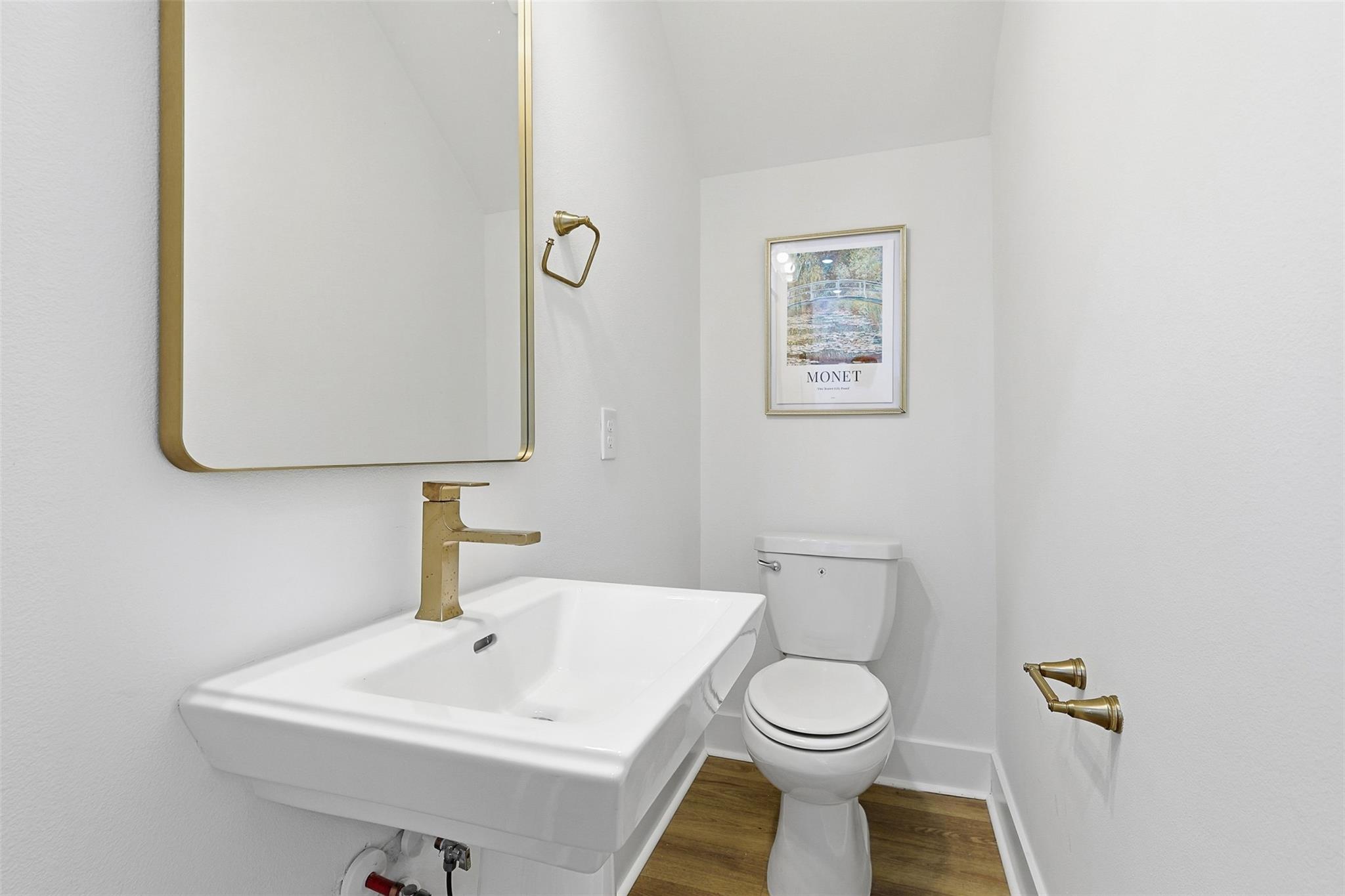 8919 Sunshine Laverne Lane