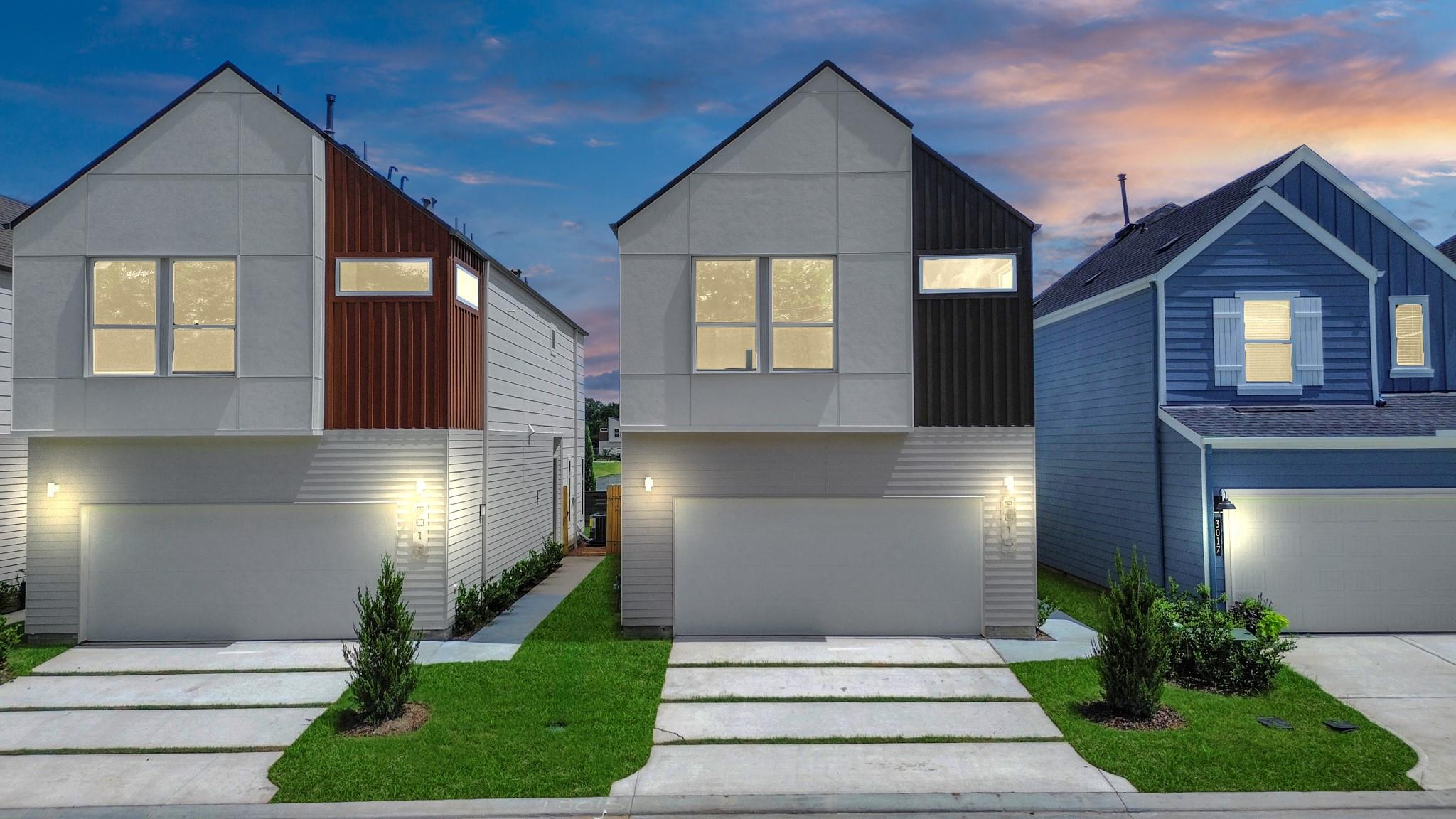 3015 Pelon Cay Drive